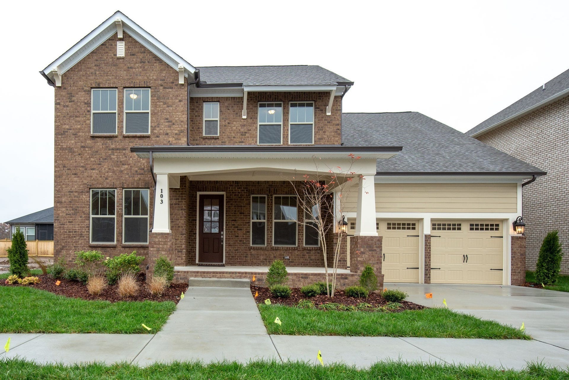 836 Drivers Cir, Columbia, TN 38401 Previously built Denbrook plan