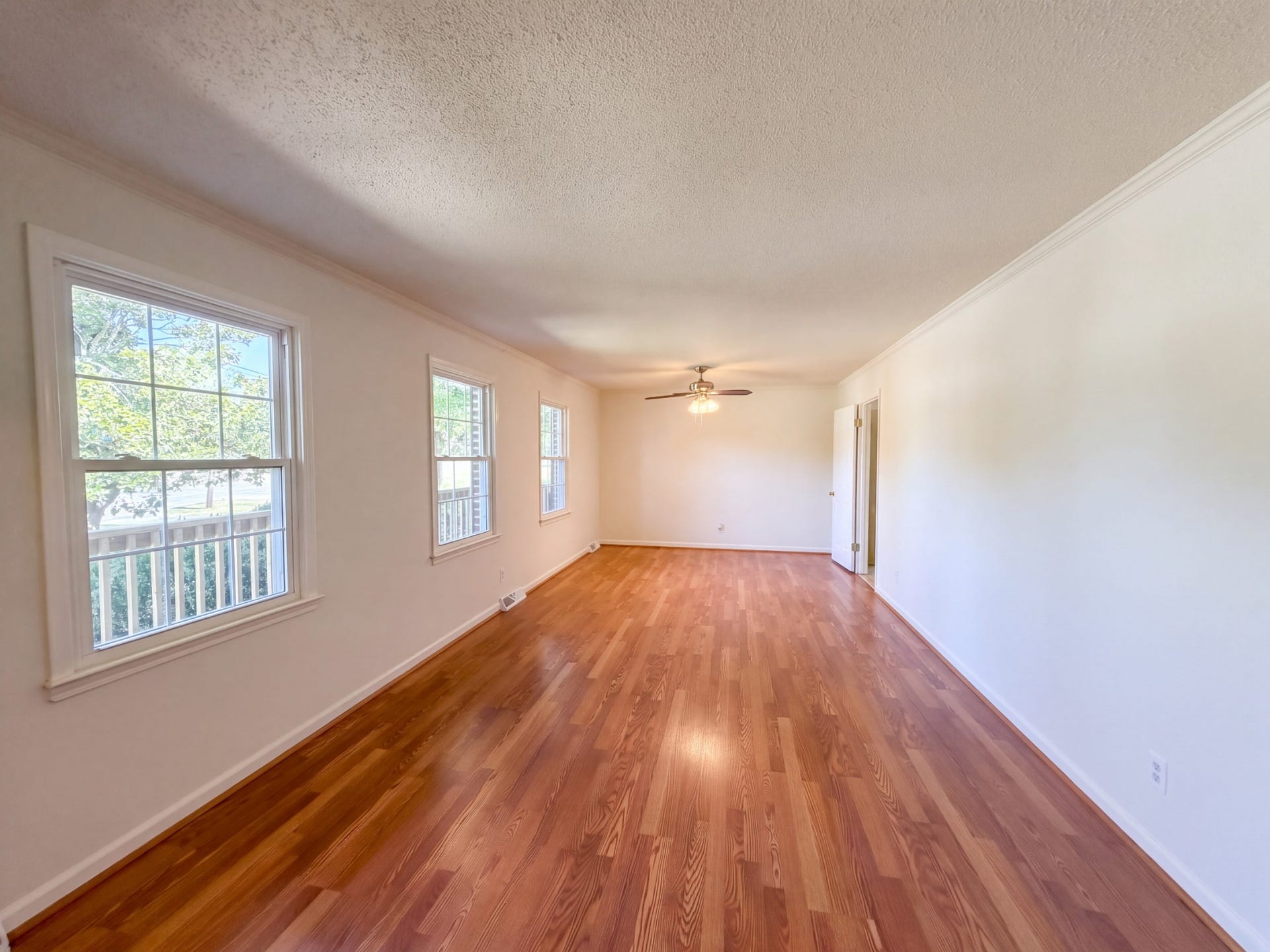 1005 Roseview Dr, Columbia, TN 38401 1005 Roseview Dr, Columbia, TN 38401