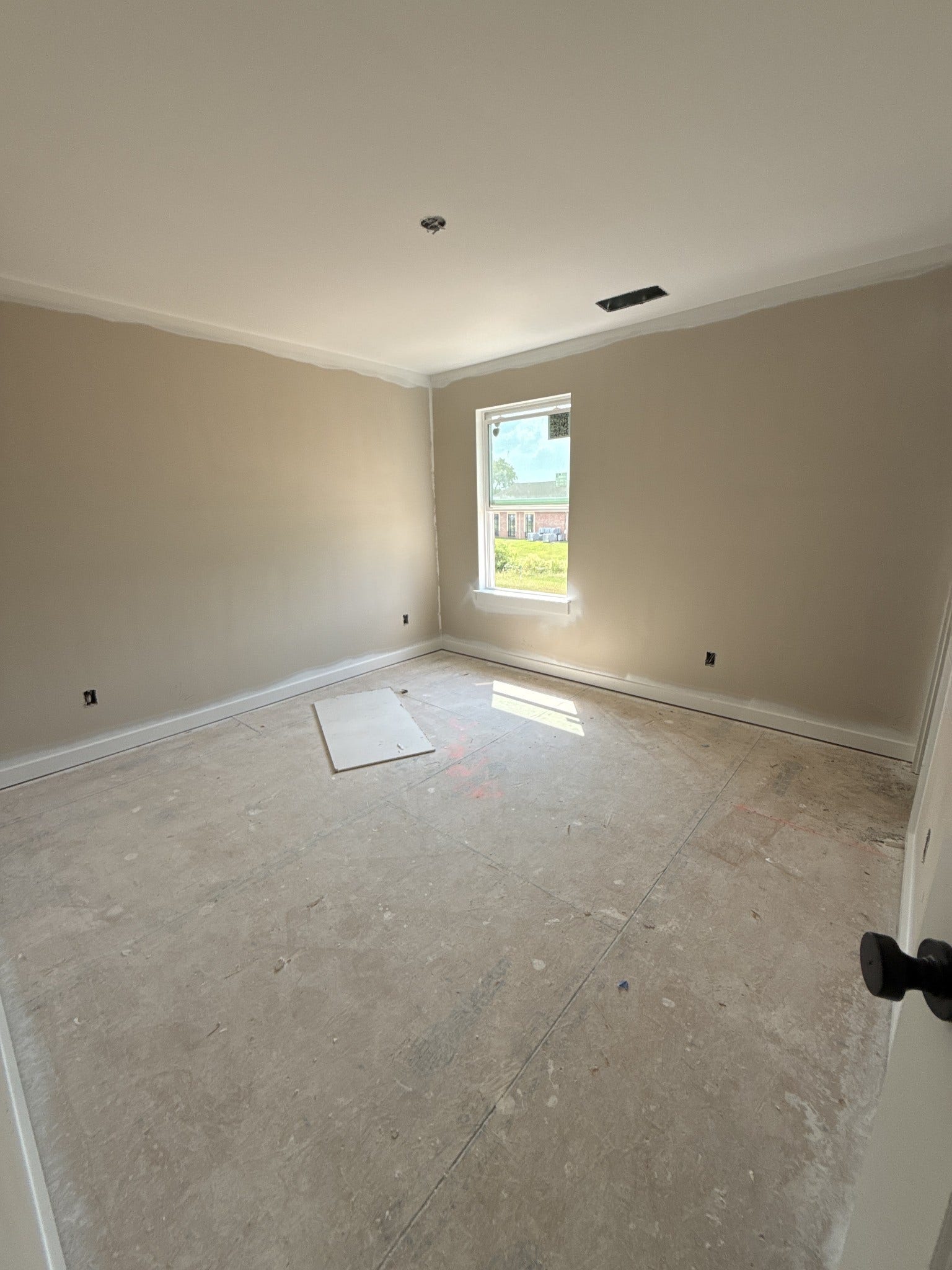 3640 Heartland Dr, Columbia, TN 38401 bed 2