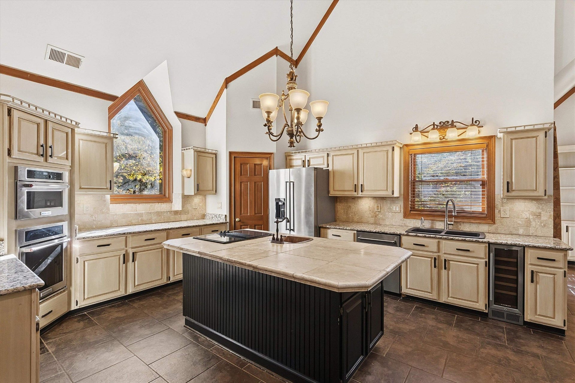 7813 WOODLARK CV, Cordova, TN 38016 7813 WOODLARK CV, Cordova, TN 38016