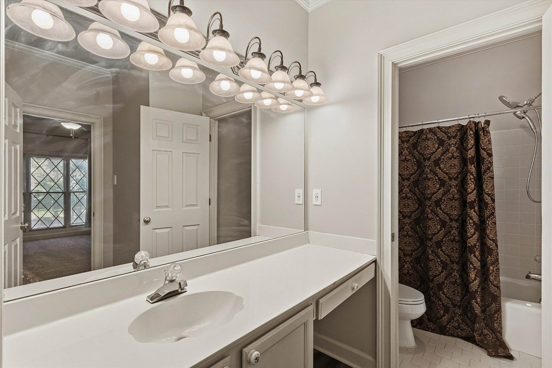 7813 WOODLARK CV, Cordova, TN 38016 7813 WOODLARK CV, Cordova, TN 38016