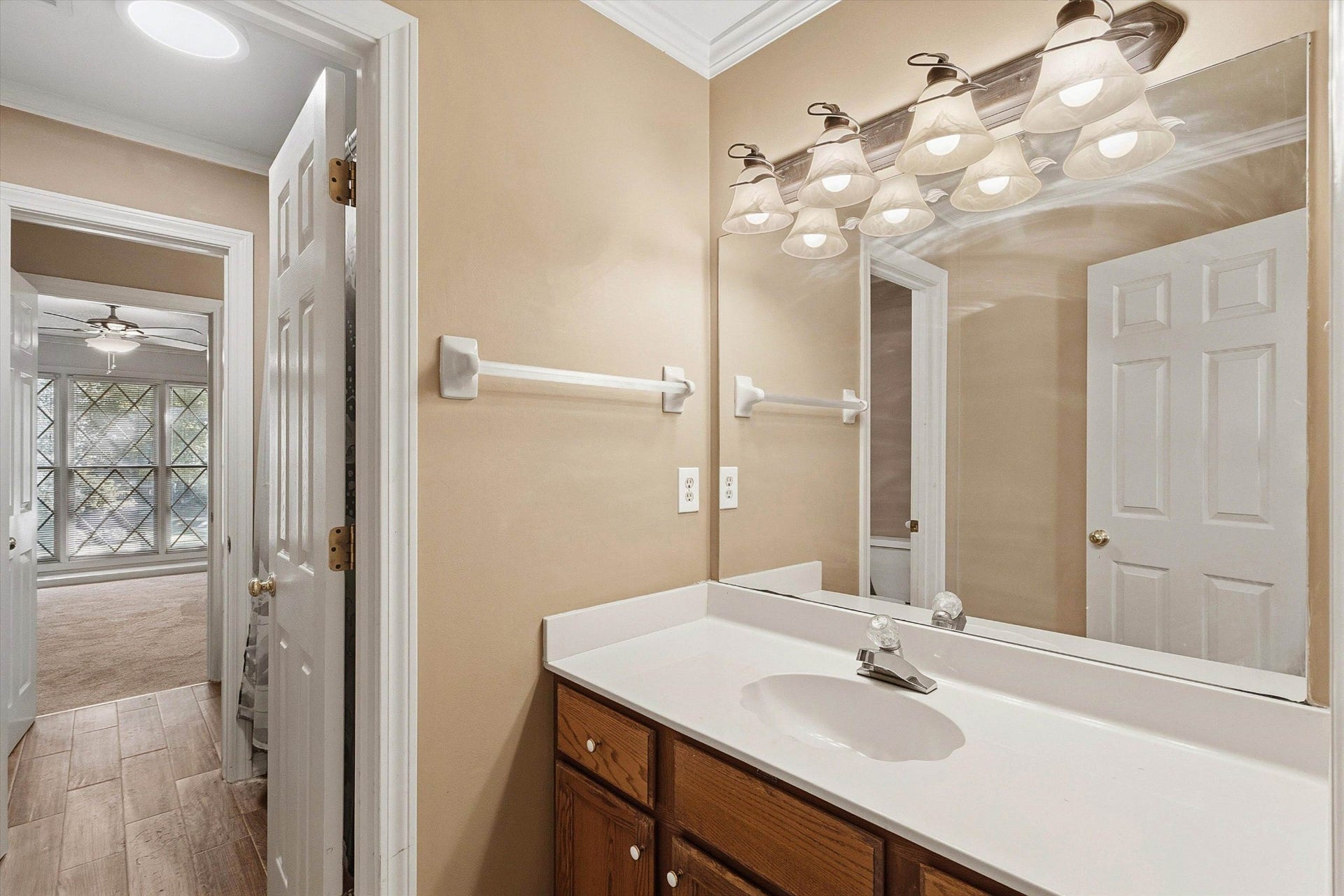 7813 WOODLARK CV, Cordova, TN 38016 7813 WOODLARK CV, Cordova, TN 38016