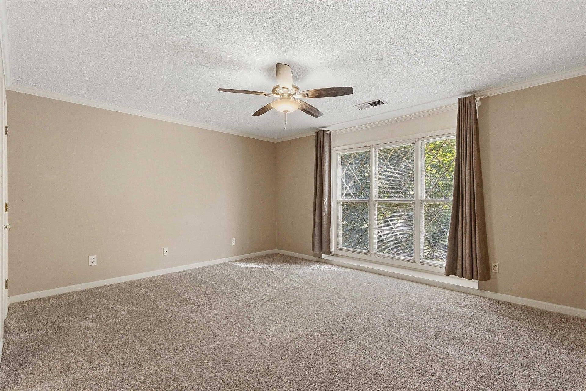 7813 WOODLARK CV, Cordova, TN 38016 7813 WOODLARK CV, Cordova, TN 38016