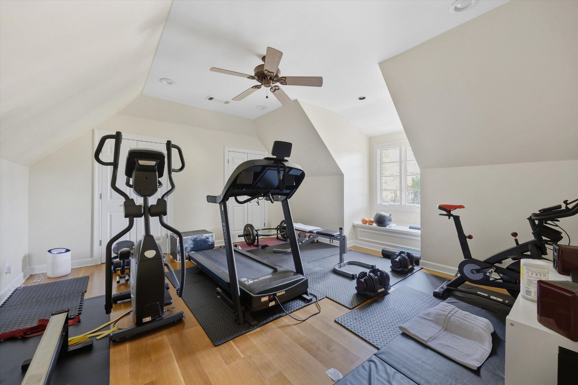472 TREE TOP CV, Cordova, TN 38018 472 TREE TOP CV, Cordova, TN 38018