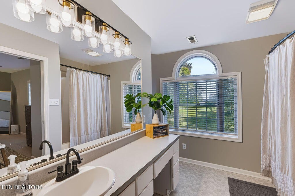 311 Drummer Lane, Knoxville, TN 37924 311 Drummer Lane, Knoxville, TN 37924