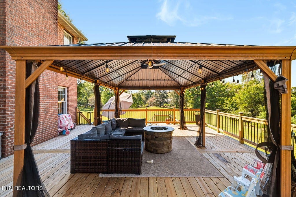 311 Drummer Lane, Knoxville, TN 37924 311 Drummer Lane, Knoxville, TN 37924