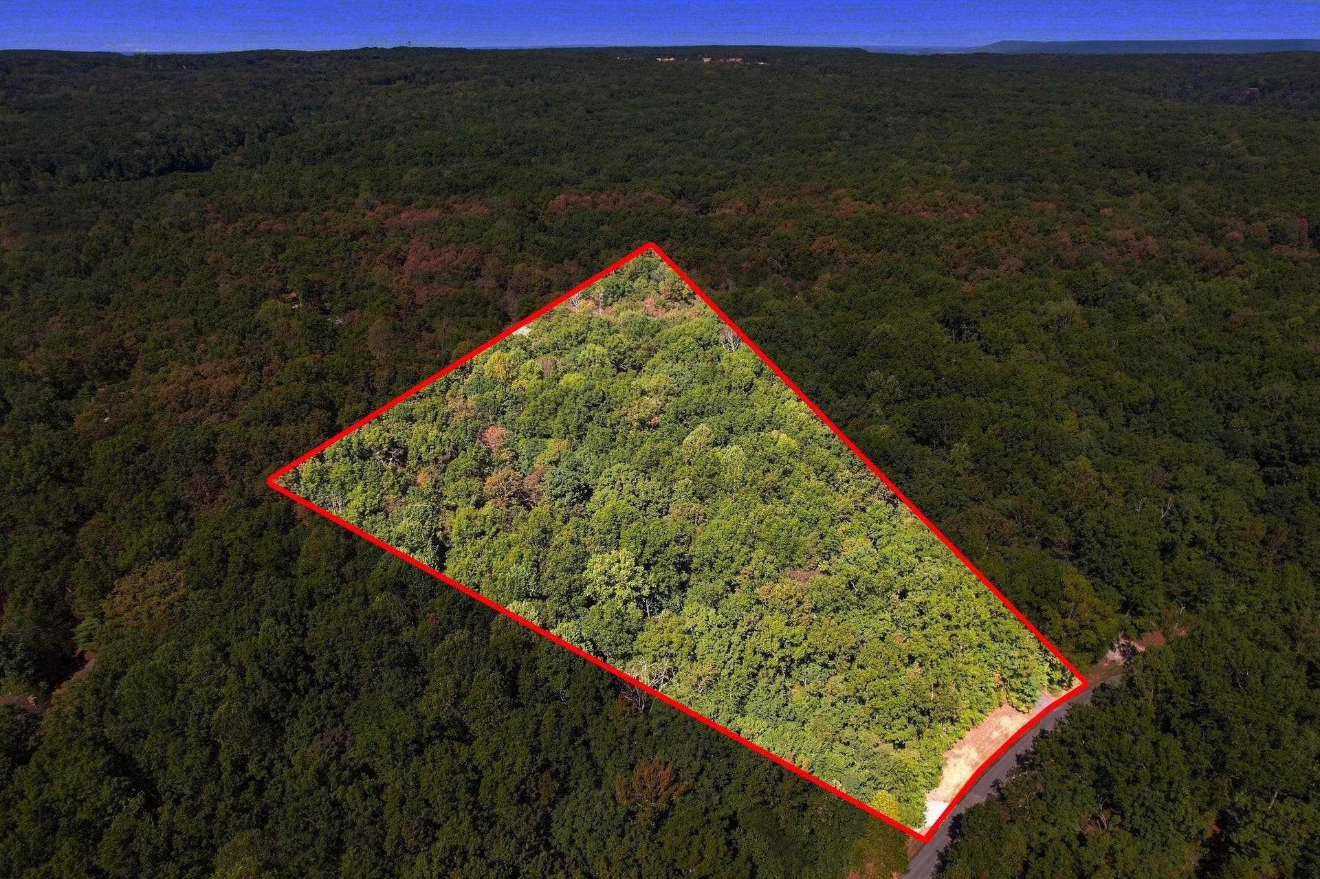 2241 Sarvisberry Pl, Monteagle, TN 37356 2241 Sarvisberry Pl, Monteagle, TN 37356