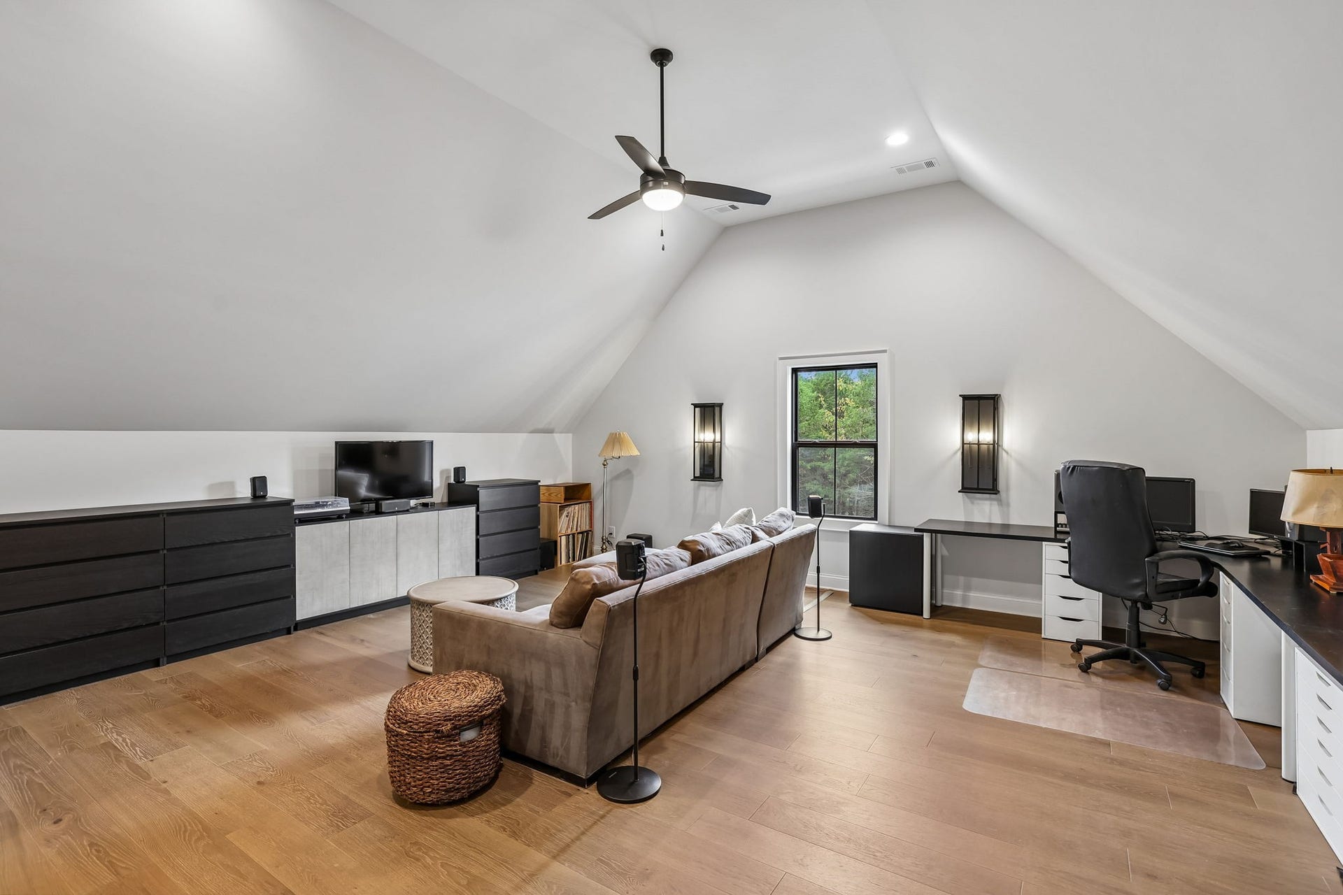 3890 Poplar Hill Rd, Watertown, TN 37184