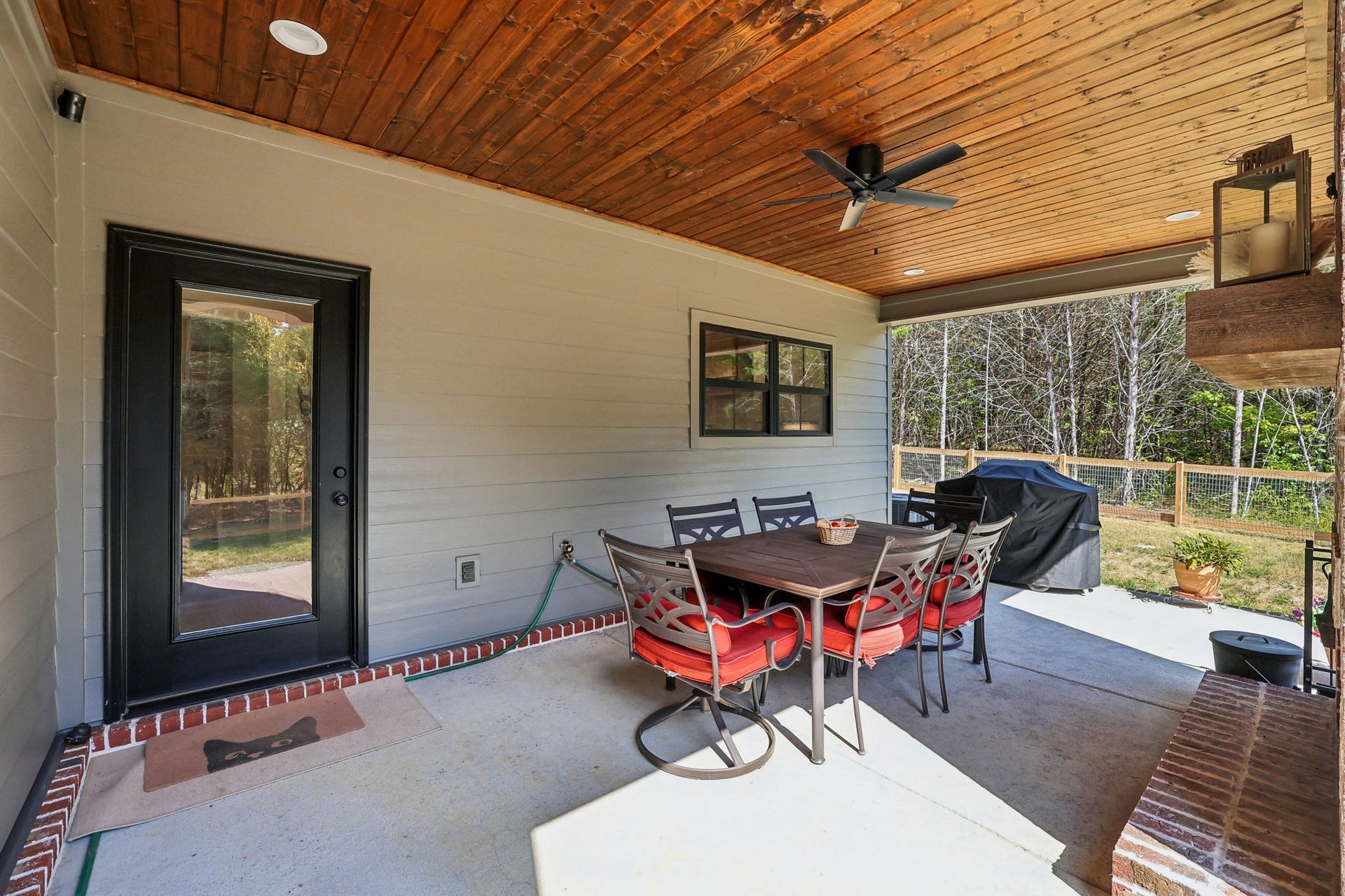 3890 Poplar Hill Rd, Watertown, TN 37184