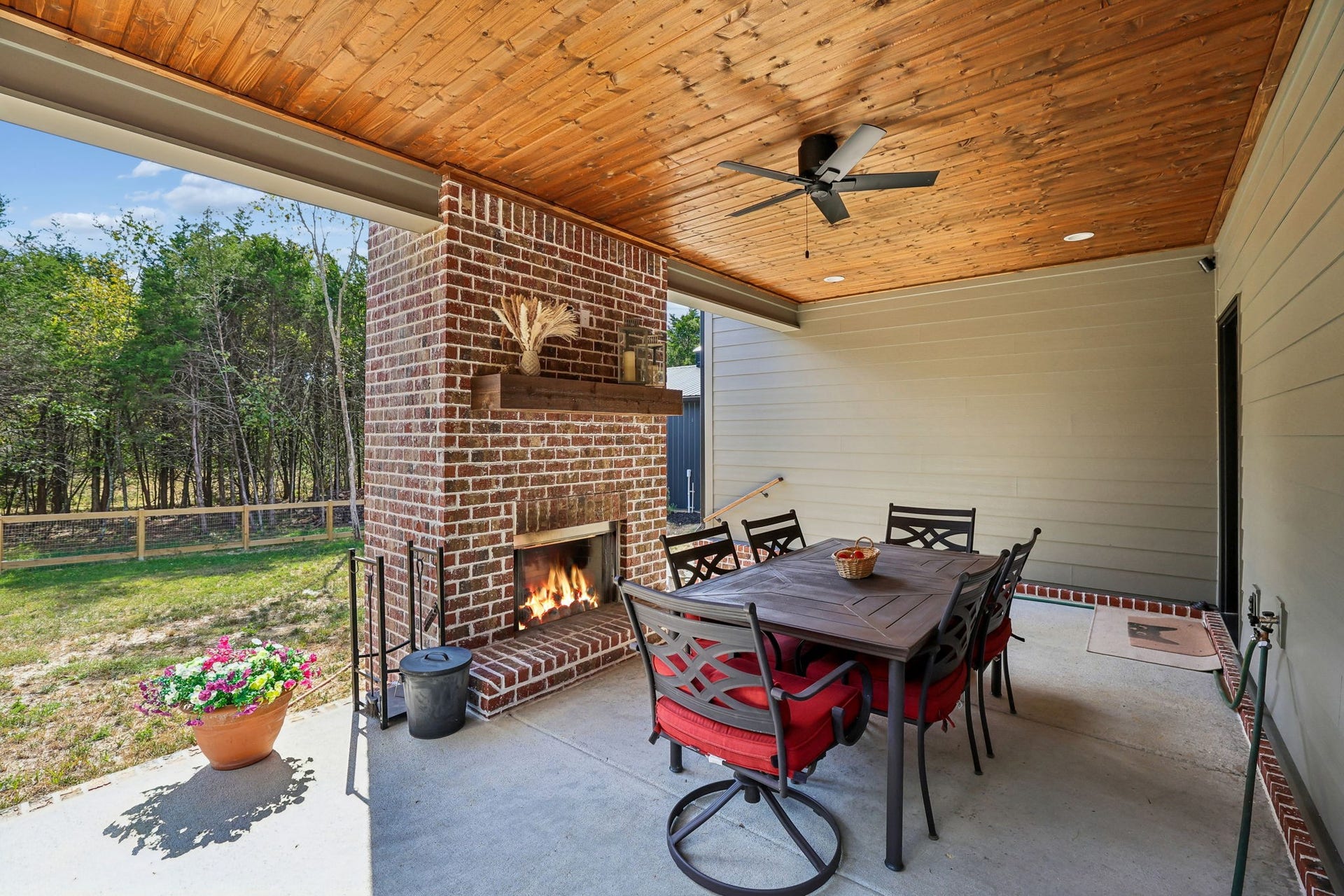 3890 Poplar Hill Rd, Watertown, TN 37184