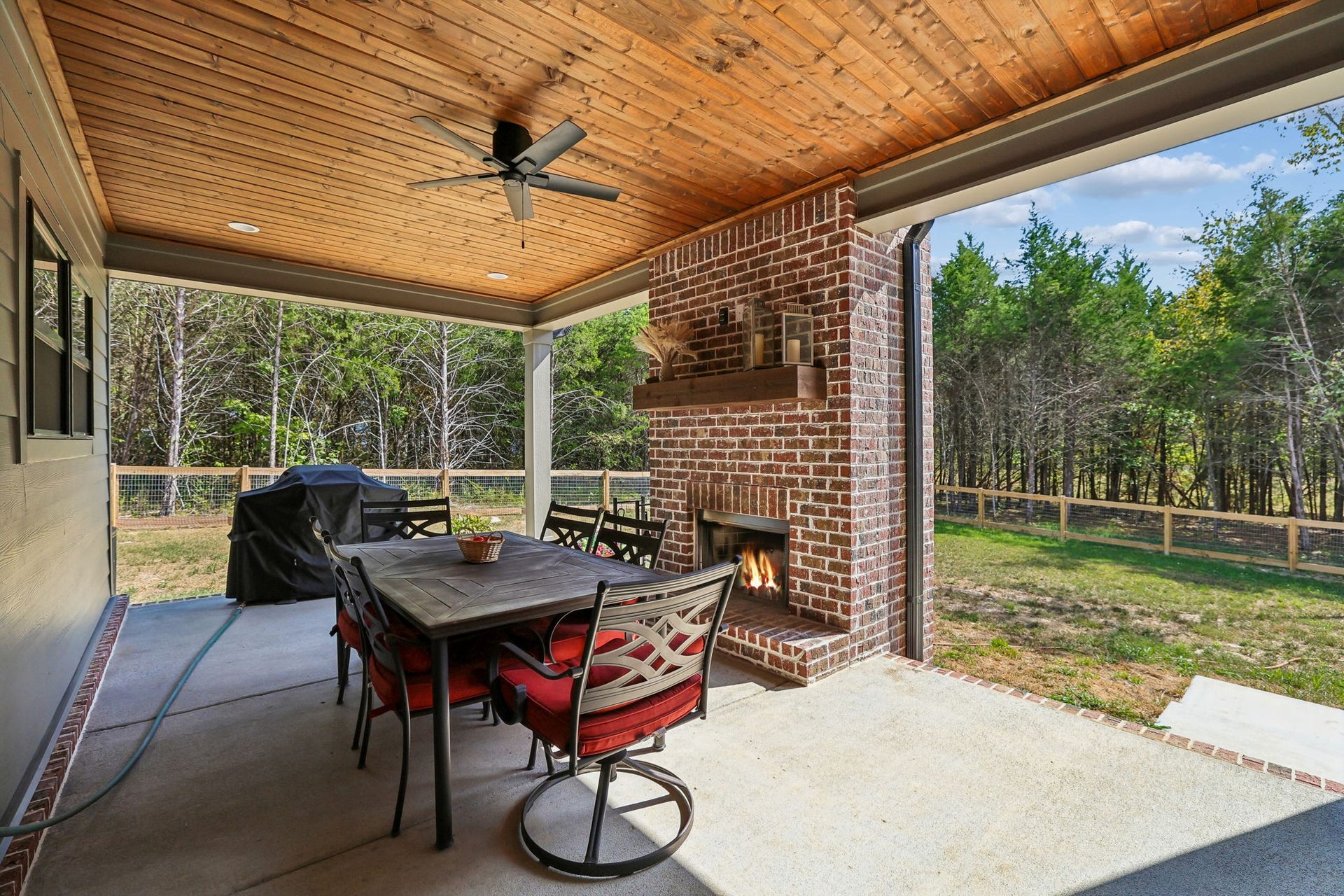 3890 Poplar Hill Rd, Watertown, TN 37184