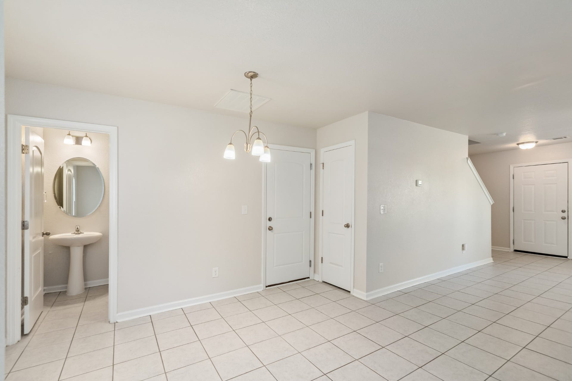 2515 Queen Bee Dr, Columbia, TN 38401 2515 Queen Bee Dr, Columbia, TN 38401
