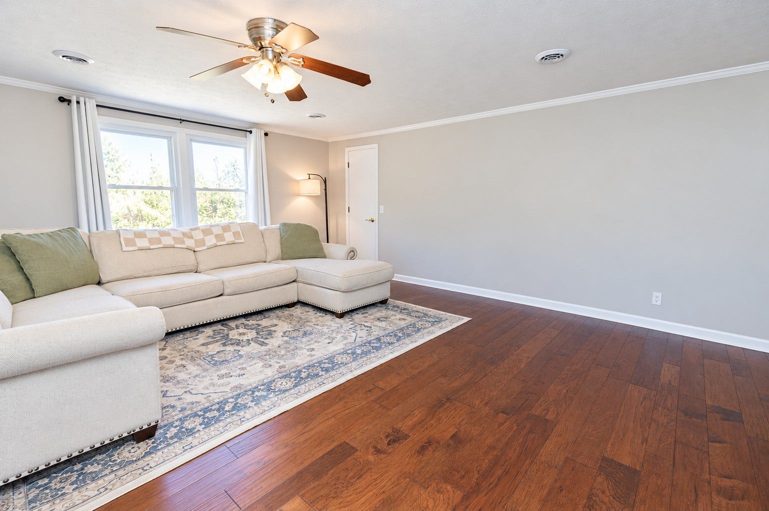 260 Anderson Ln, Hendersonville, TN 37075 260 Anderson Ln, Hendersonville, TN 37075