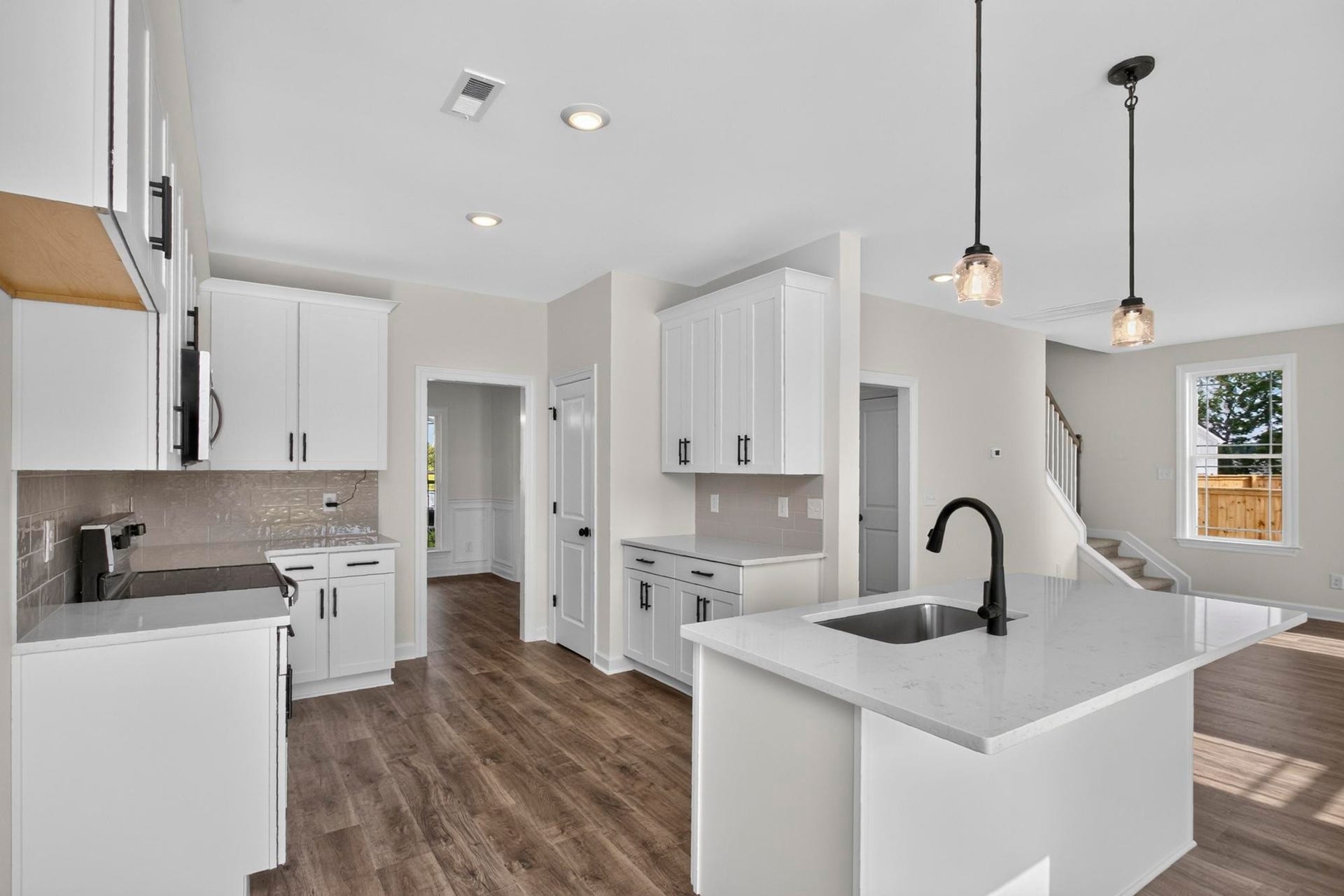 5020 Salient Dr, Spring Hill, TN 37174 5020 Salient Dr, Spring Hill, TN 37174