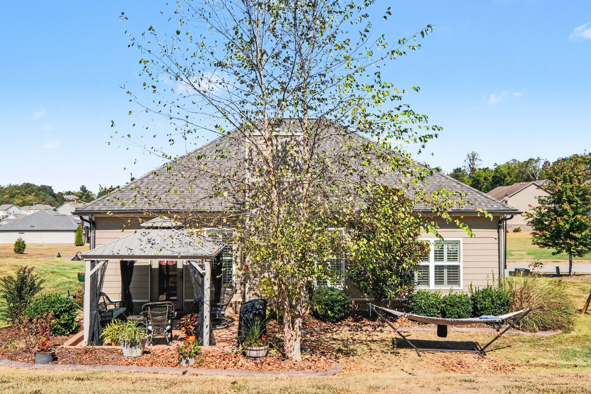 2700 Nottingham Dr, Columbia, TN 38401 2700 Nottingham Dr, Columbia, TN 38401
