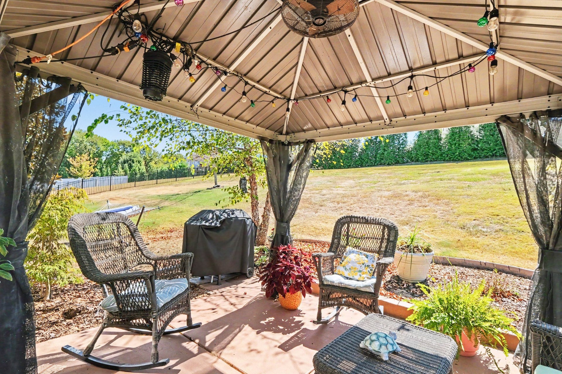 2700 Nottingham Dr, Columbia, TN 38401 2700 Nottingham Dr, Columbia, TN 38401