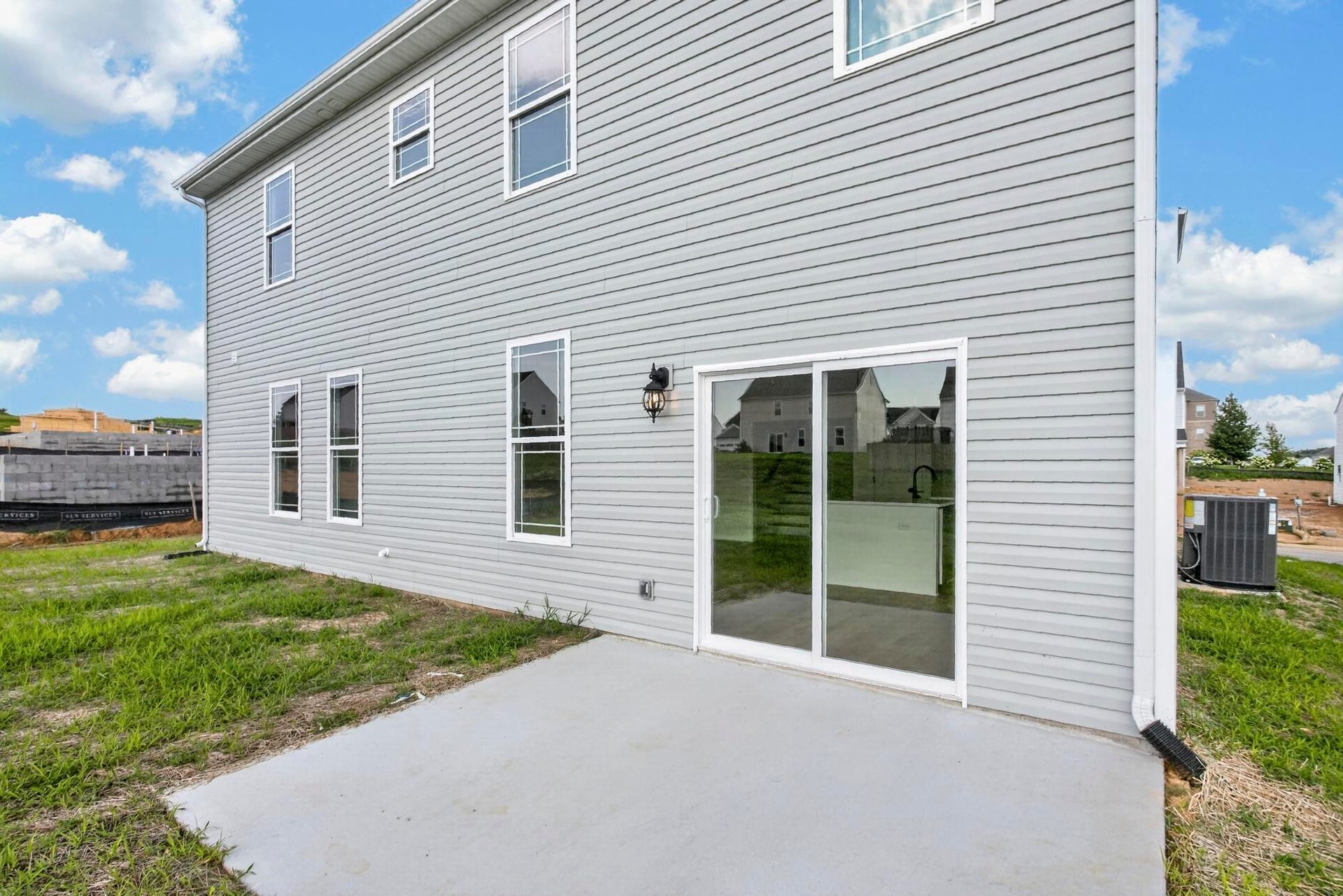 5016 Salient Dr, Spring Hill, TN 37174 5016 Salient Dr, Spring Hill, TN 37174