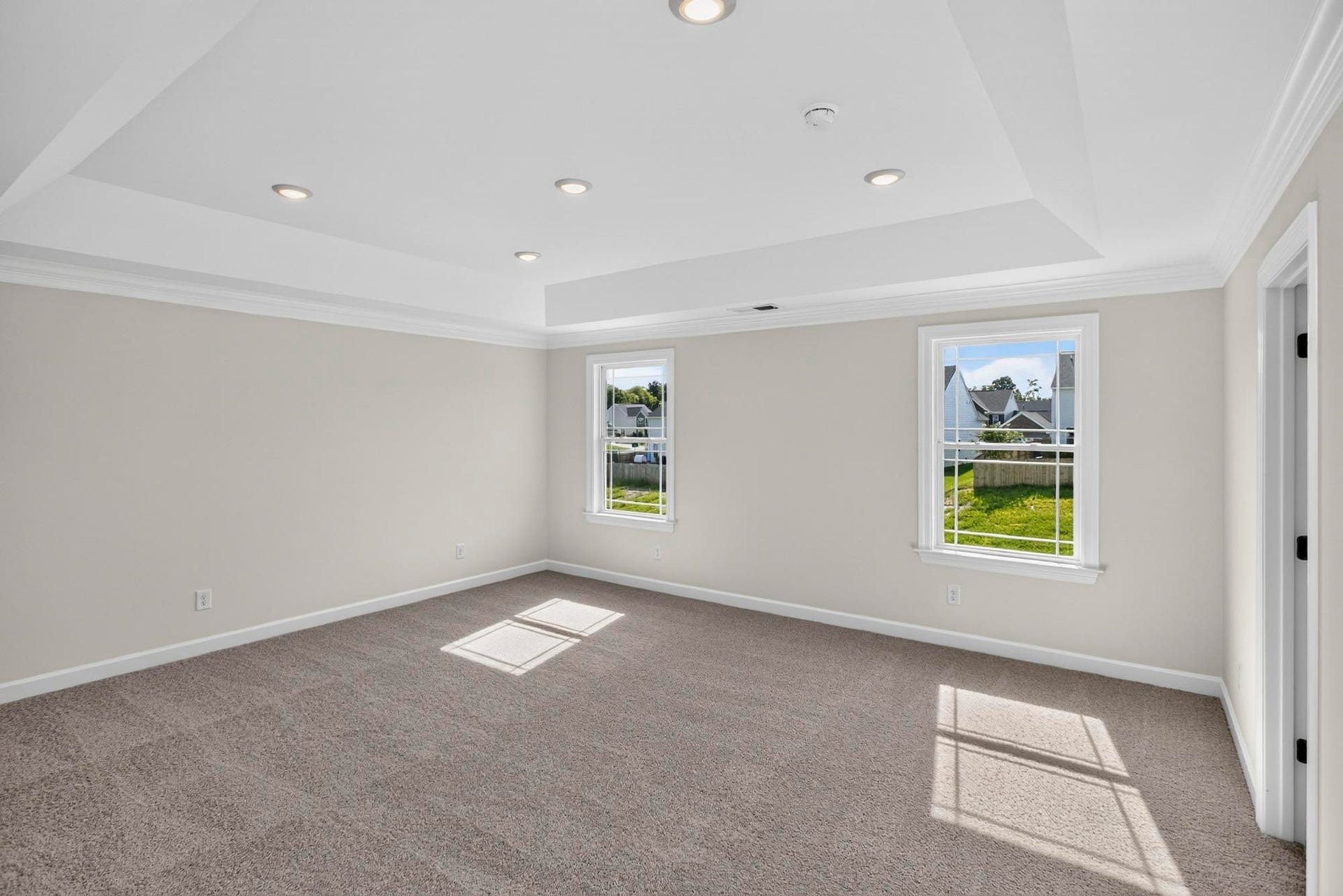 5016 Salient Dr, Spring Hill, TN 37174 5016 Salient Dr, Spring Hill, TN 37174