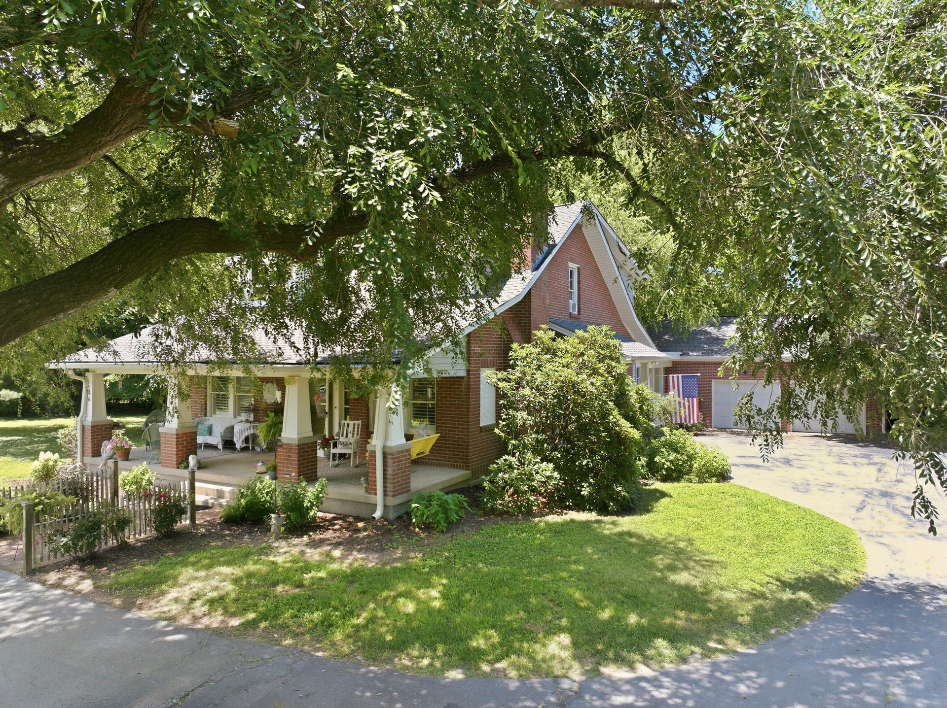 445 Carters Creek Pike, Columbia, TN 38401 445 Carters Creek Pike, Columbia, TN 38401
