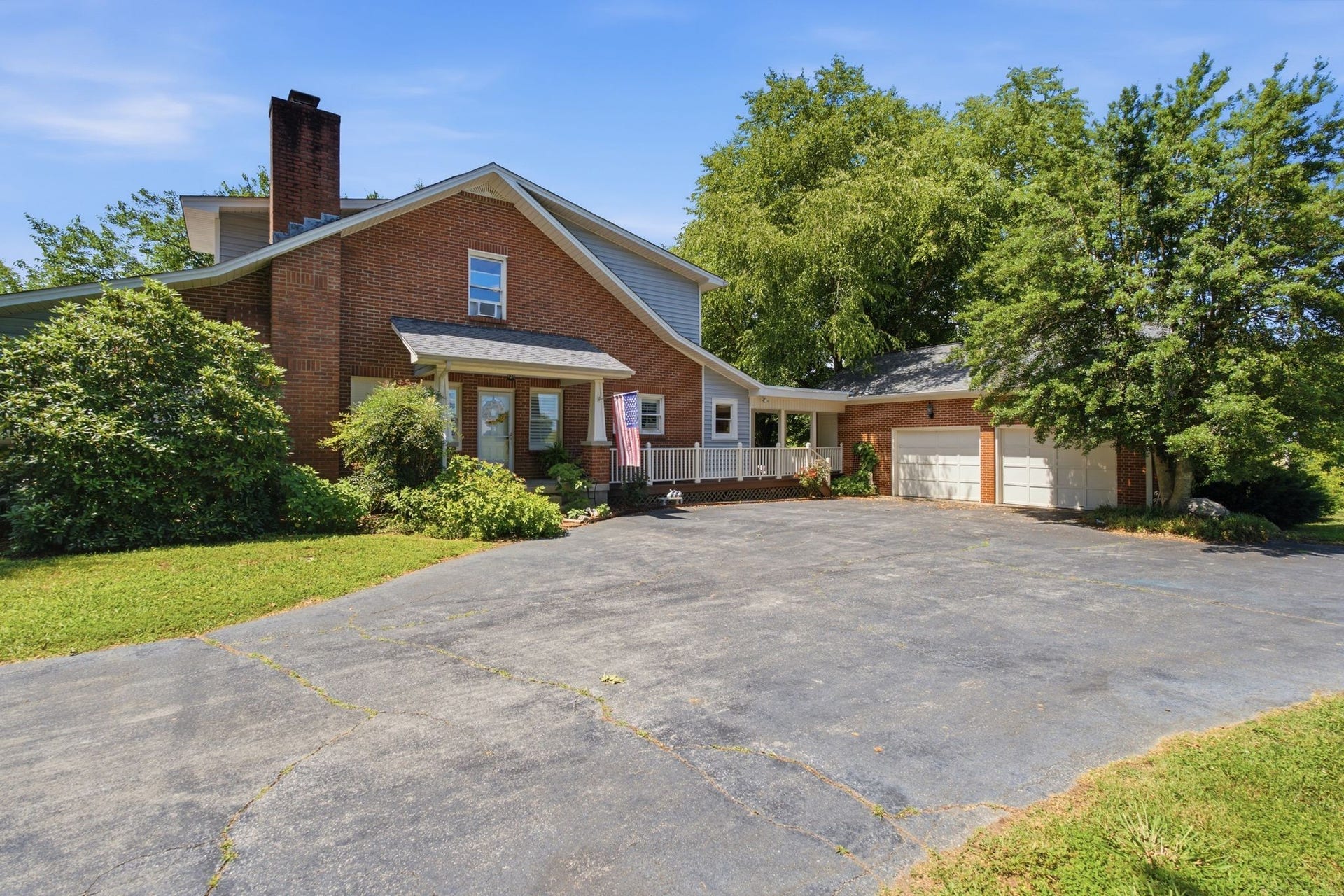 445 Carters Creek Pike, Columbia, TN 38401 445 Carters Creek Pike, Columbia, TN 38401