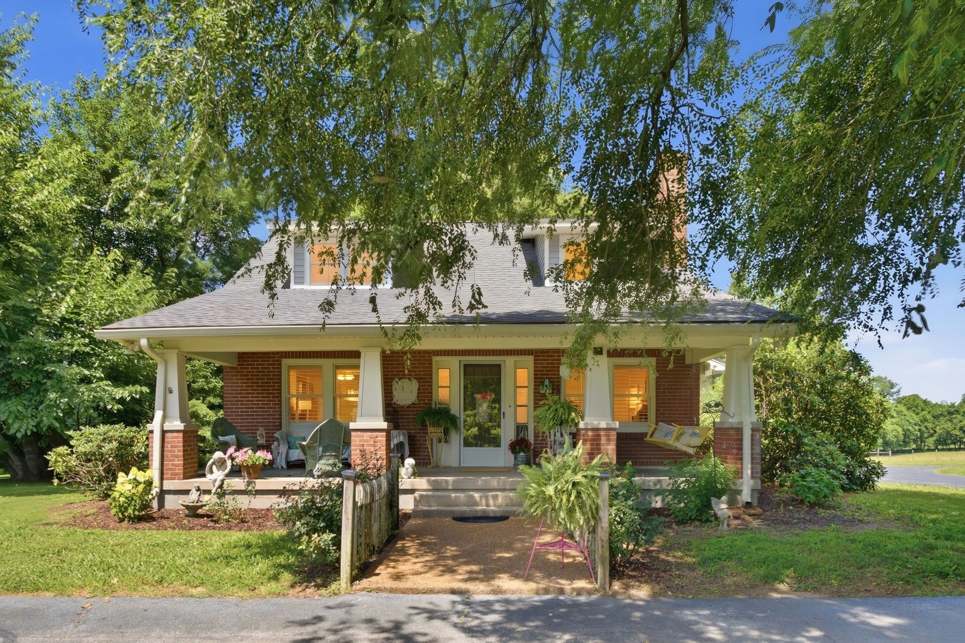 445 Carters Creek Pike, Columbia, TN 38401 445 Carters Creek Pike, Columbia, TN 38401