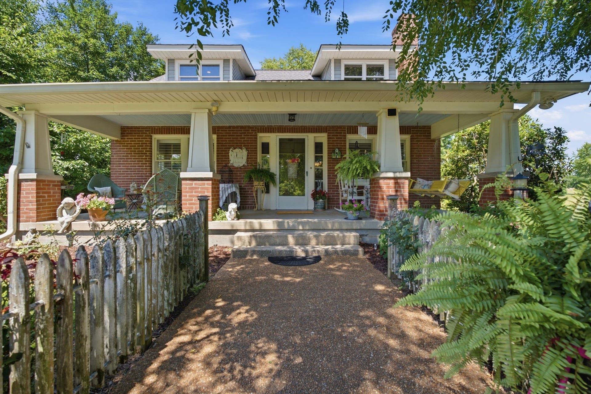 445 Carters Creek Pike, Columbia, TN 38401 445 Carters Creek Pike, Columbia, TN 38401