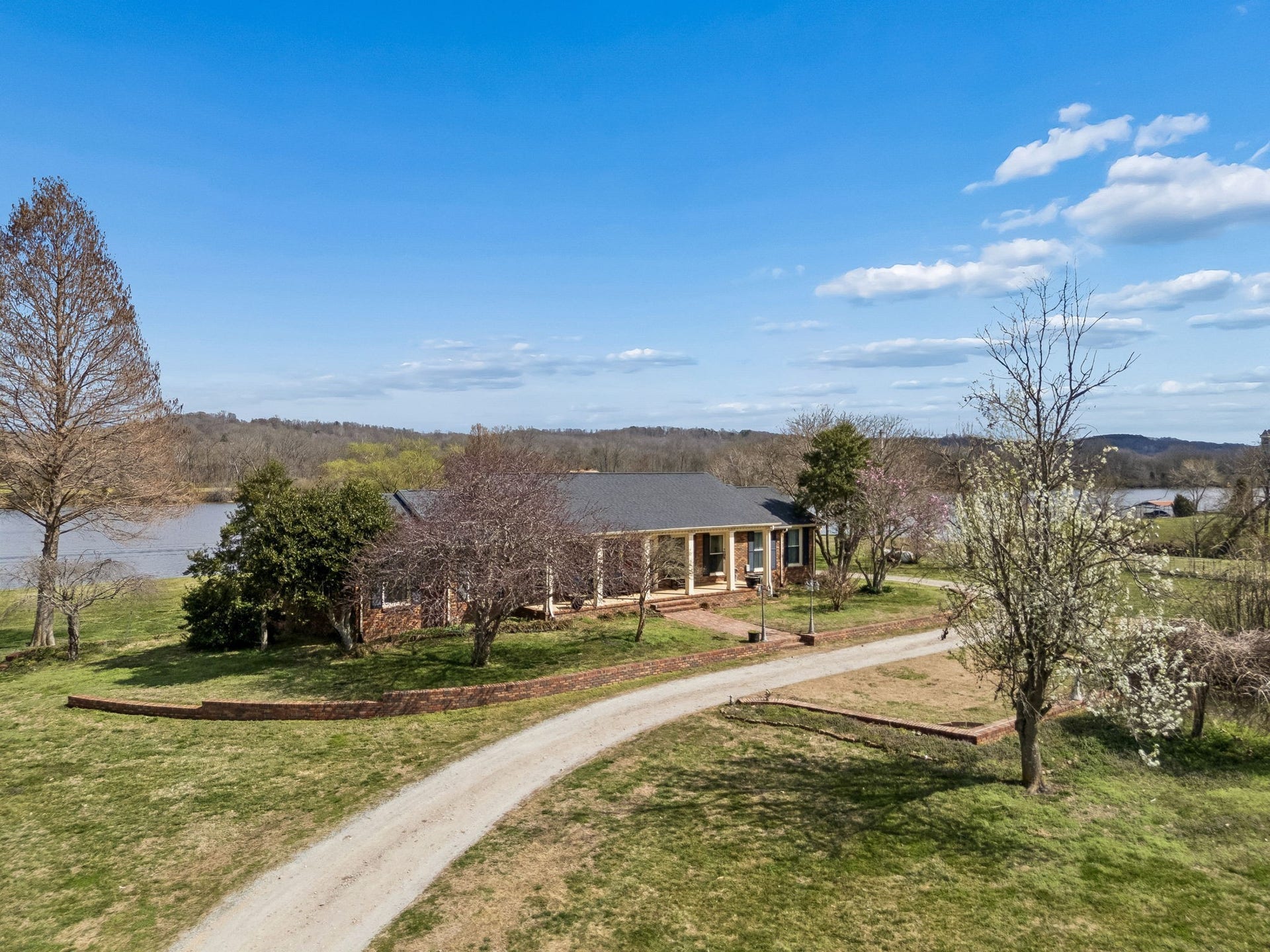 2010 Highway 49 W, Ashland City, TN 37015 2010 Highway 49 W, Ashland City, TN 37015