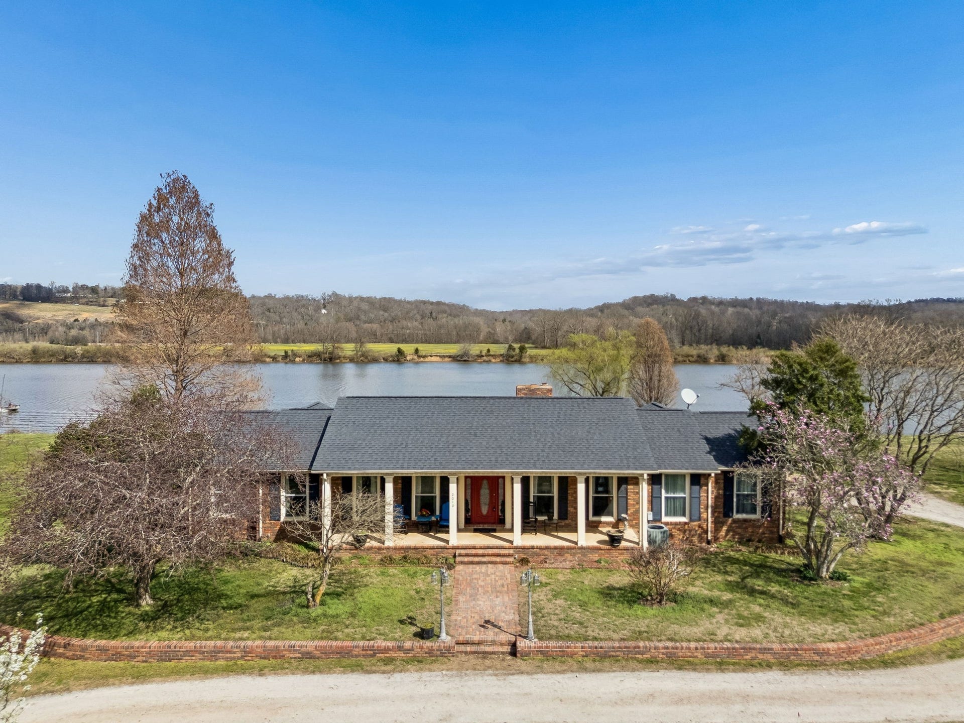 2010 Highway 49 W, Ashland City, TN 37015 2010 Highway 49 W, Ashland City, TN 37015