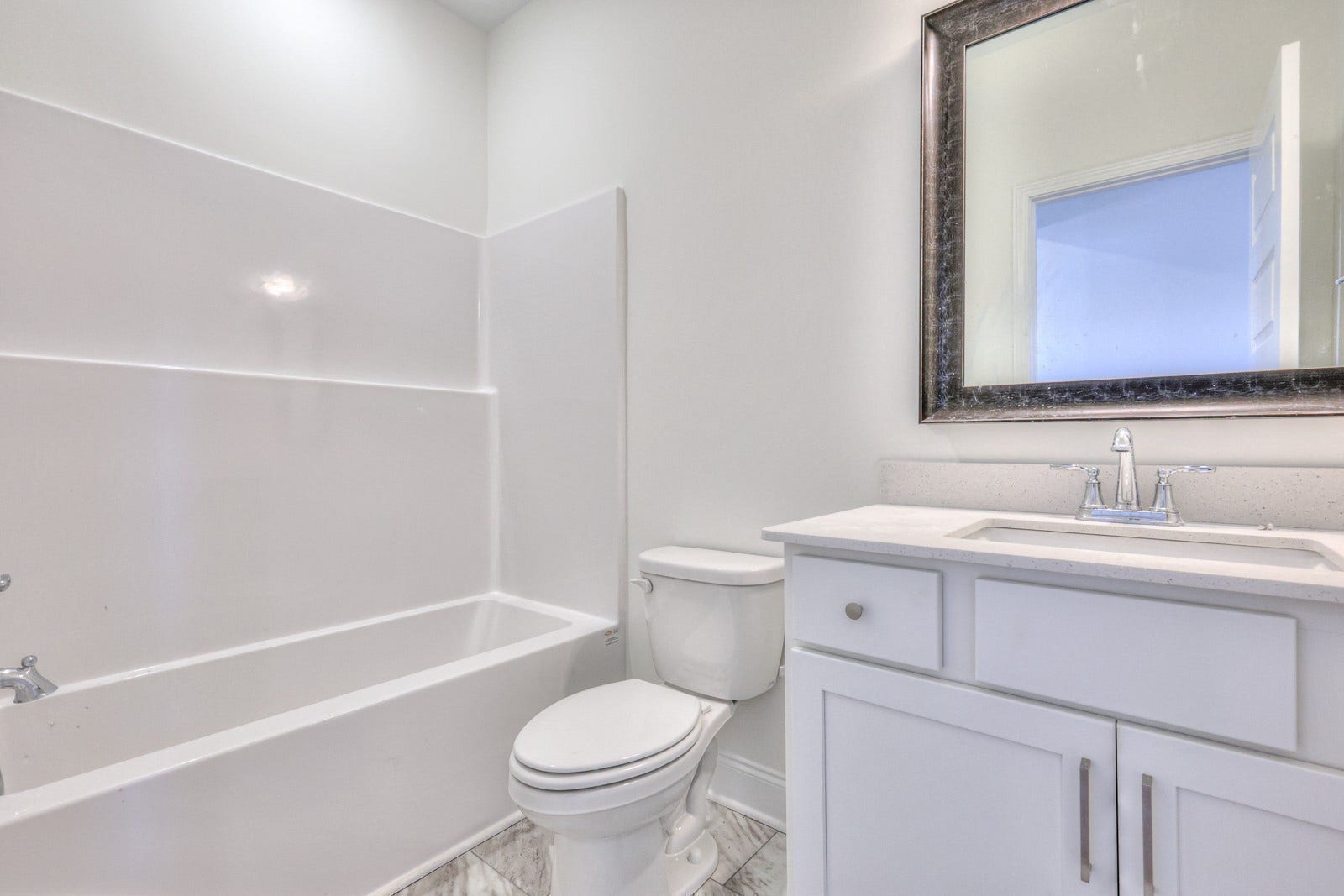2019 Bennett Creek Dr, Columbia, TN 38401 Picture is of the same floor plan in a completed home, selections may vary.