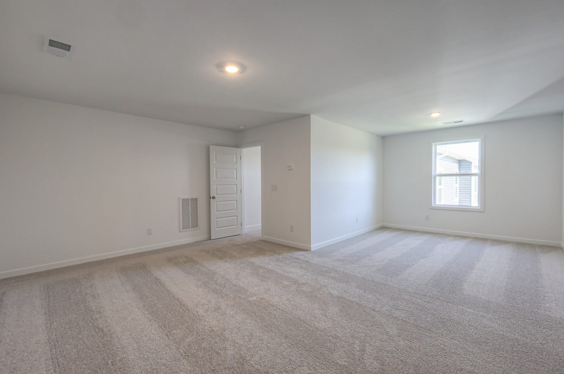 2011 Bennett Creek Dr, Columbia, TN 38401 Photo is of example home, selections and finishes may vary.