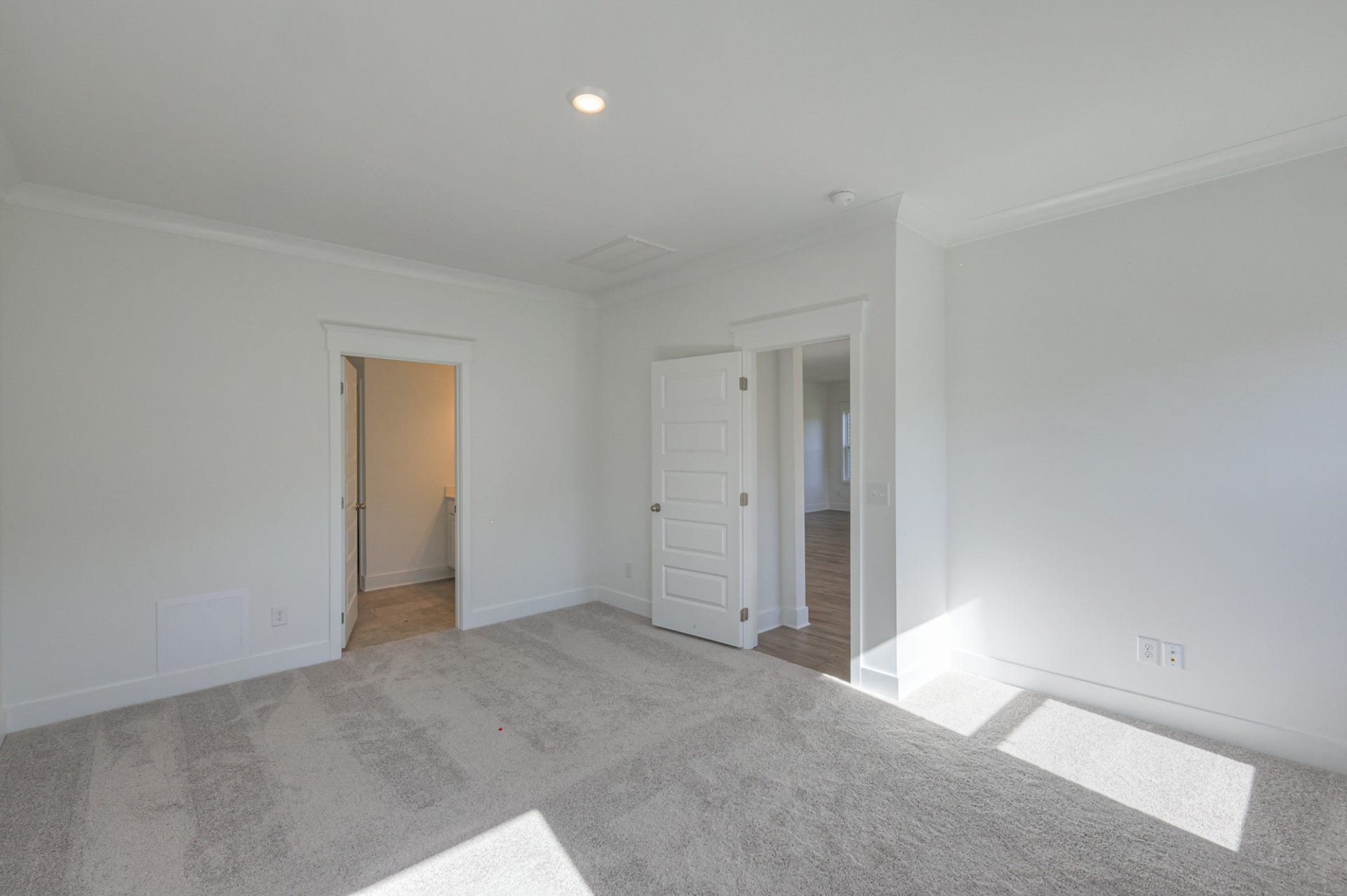 2011 Bennett Creek Dr, Columbia, TN 38401 Photo is of example home, selections and finishes may vary.