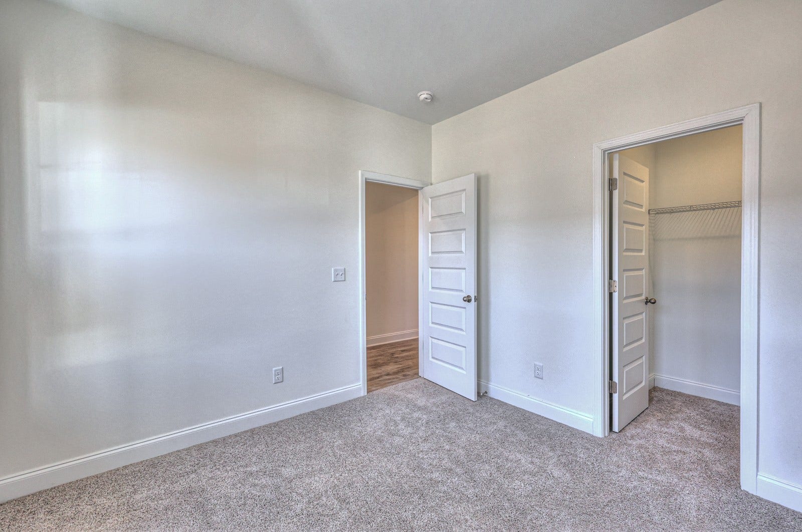 1032 Bluestem Rd, Columbia, TN 38401 Picture is of the same floor plan in a completed home, selections may vary.