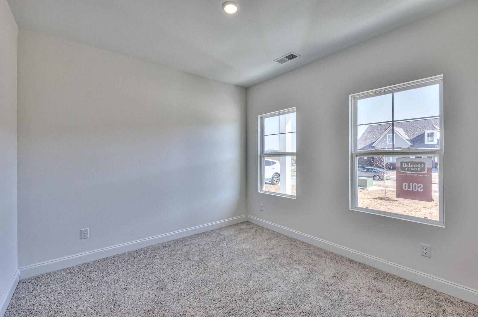 1032 Bluestem Rd, Columbia, TN 38401 Picture is of the same floor plan in a completed home, selections may vary.