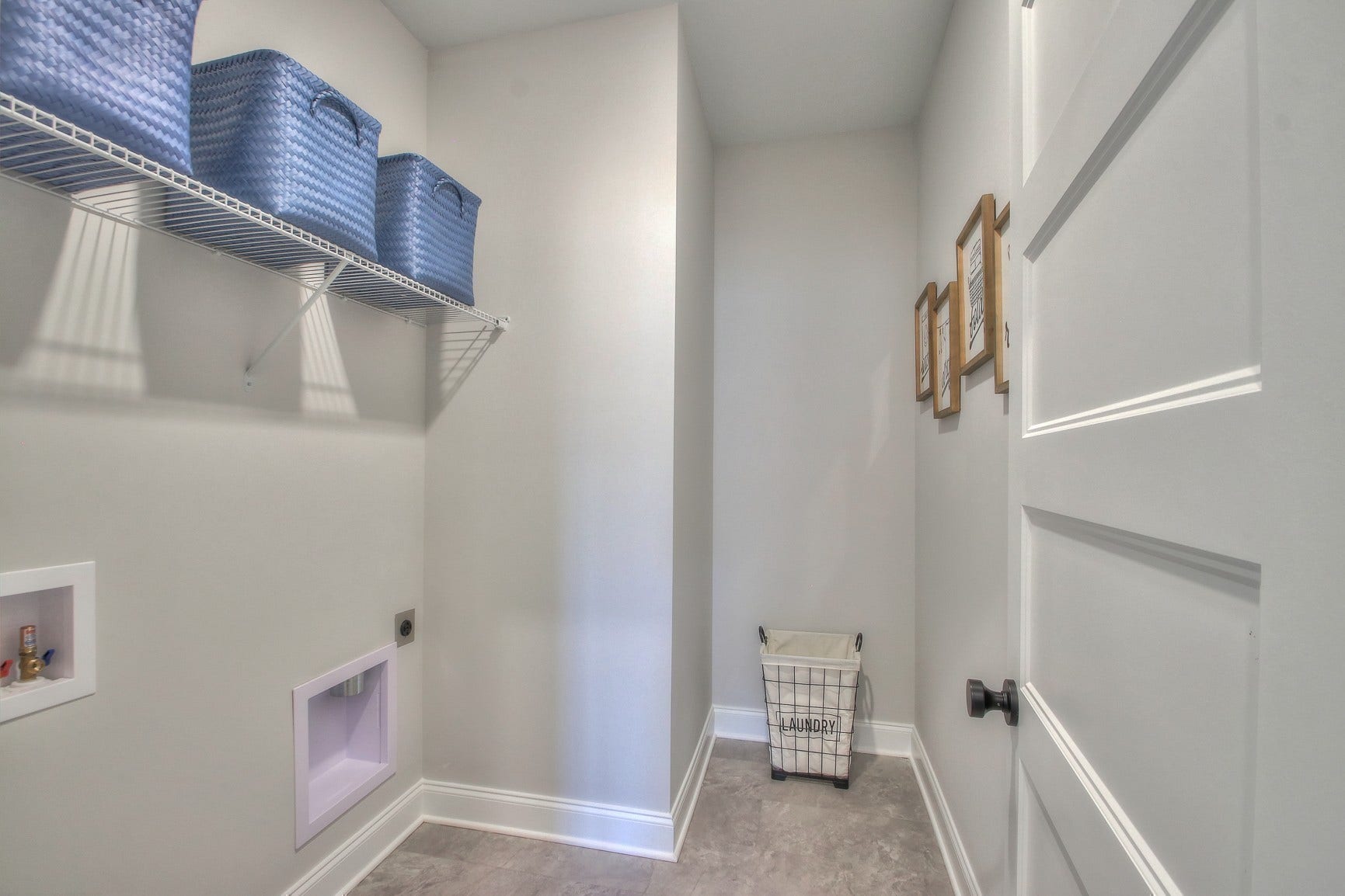 2009 Bennett Creek Dr, Columbia, TN 38401 All photos are of likeness taken from model home; colors and finishes will vary.