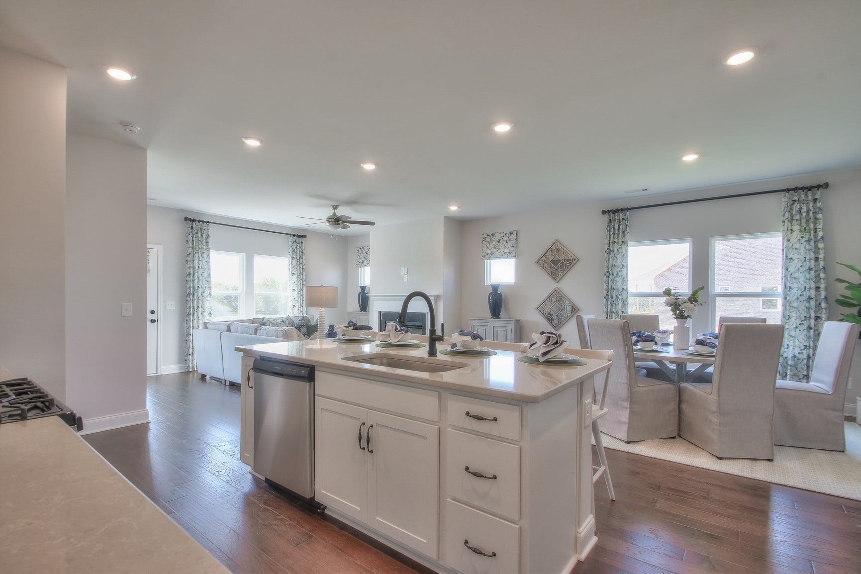 2312 Mary Lou Way, Columbia, TN 38401 All photos are of likeness taken from model home; colors and finishes will vary.