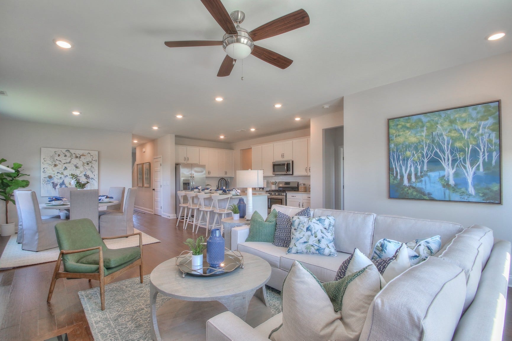 2312 Mary Lou Way, Columbia, TN 38401 All photos are of likeness taken from model home; colors and finishes will vary.