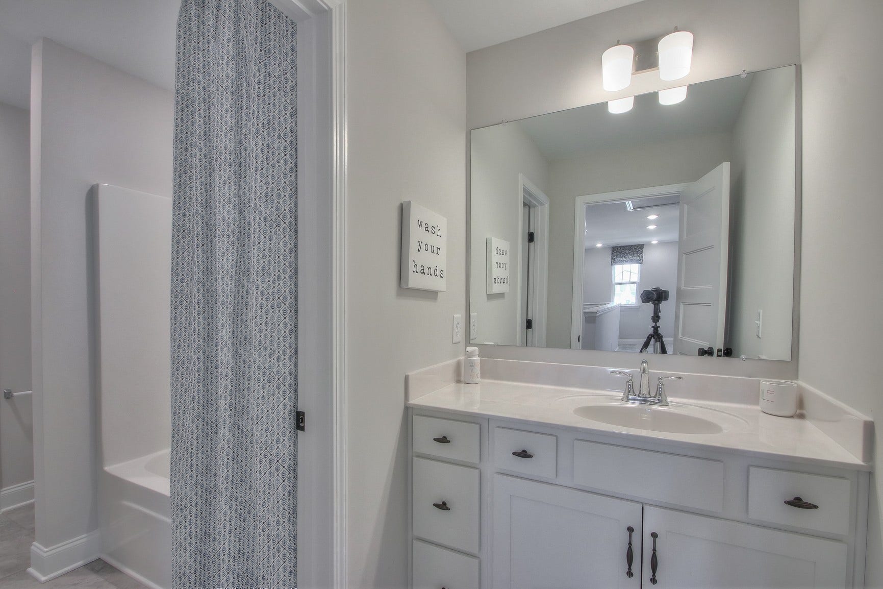 2312 Mary Lou Way, Columbia, TN 38401 All photos are of likeness taken from model home; colors and finishes will vary.
