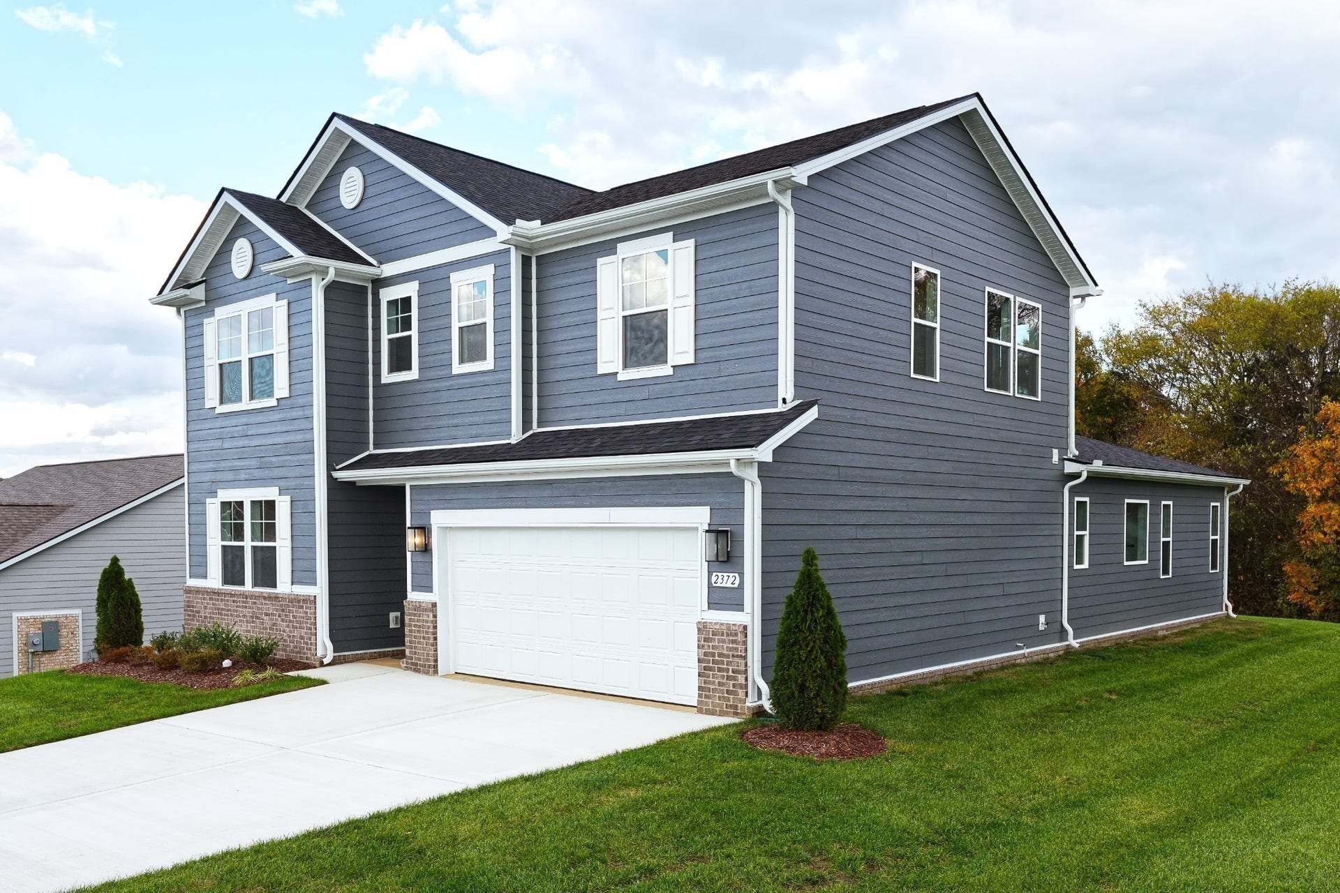 2372 Williamsport Landing, Columbia, TN 38401 BEAUTIFUL BLUE/GRAY