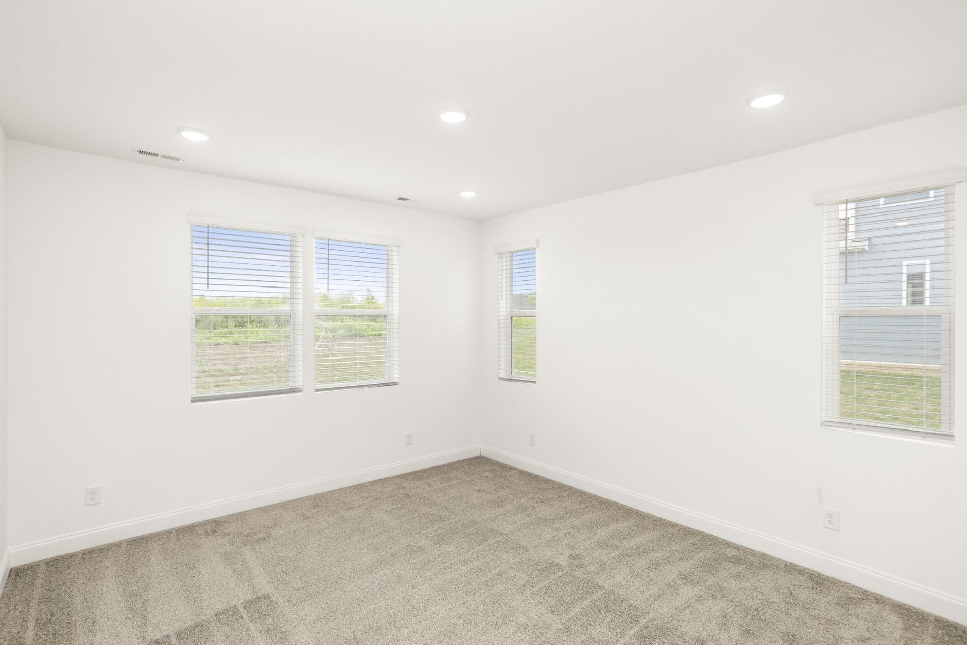 2319 Williamsport Landing, Columbia, TN 38401 1st floor Primary Bedroom