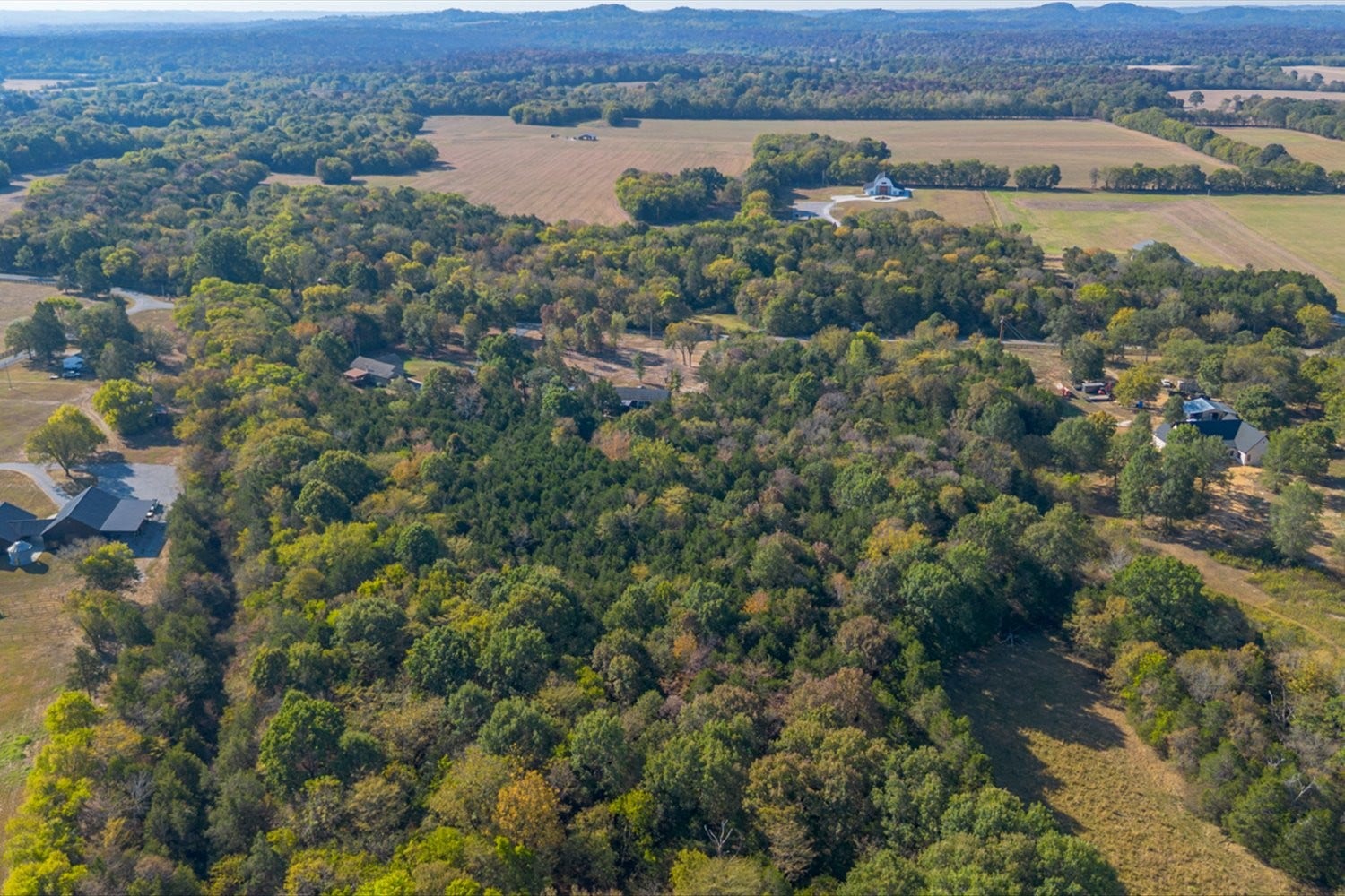 3469 Gillespie Ln, Columbia, TN 38401