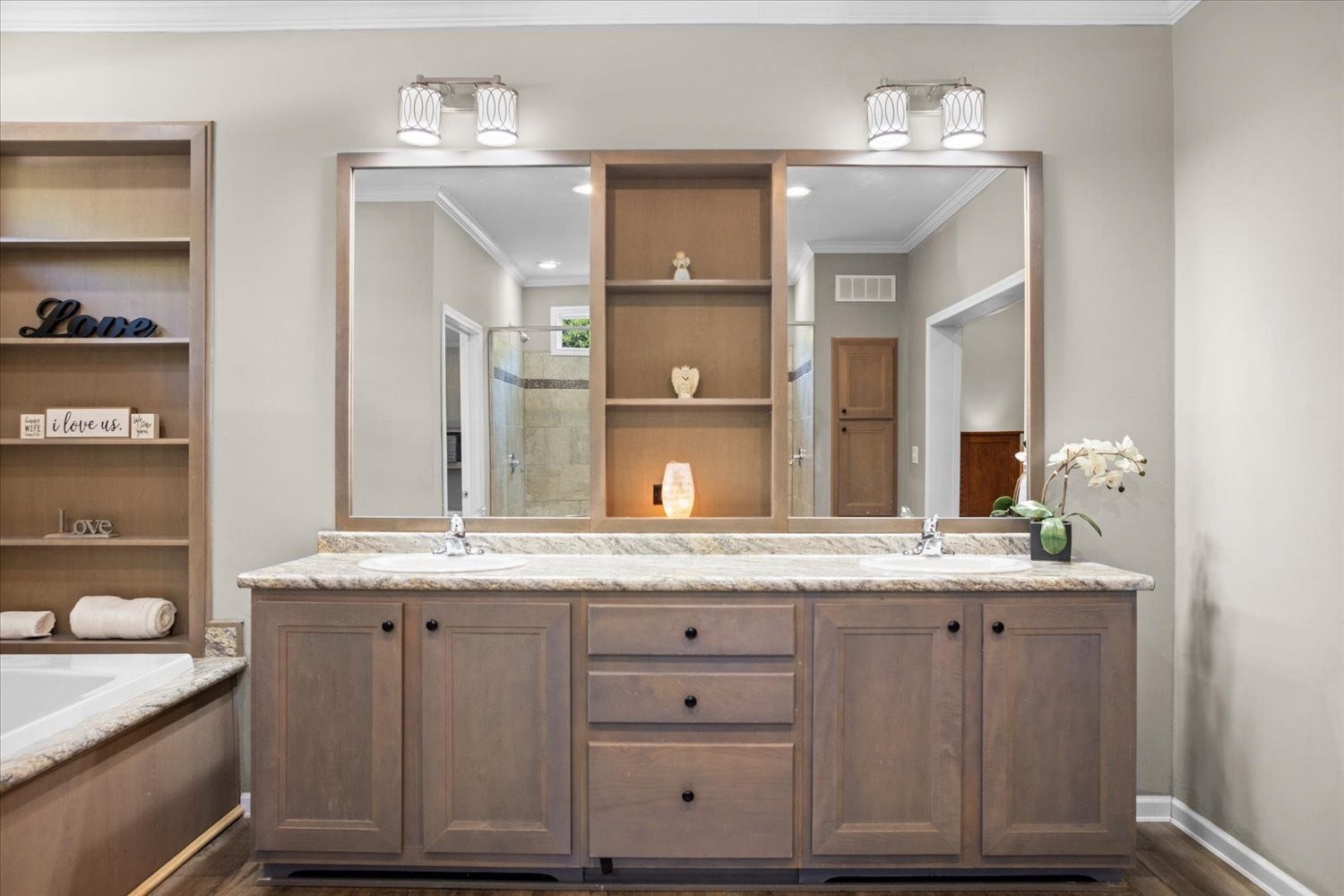 Glam primary bath vanity