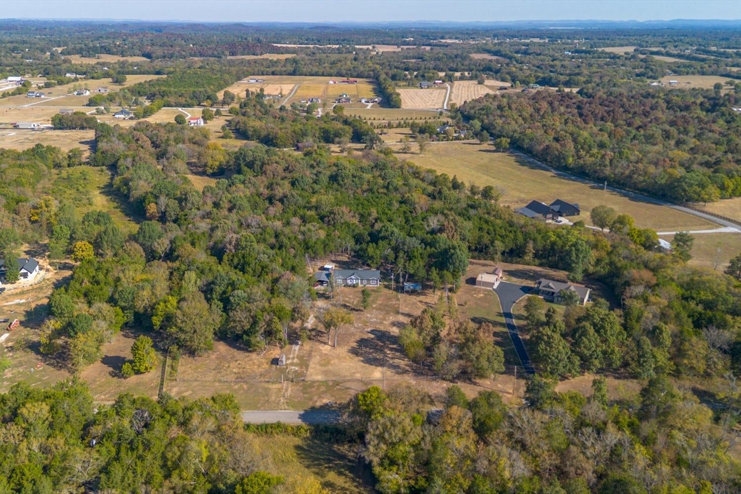 3469 Gillespie Ln, Columbia, TN 38401