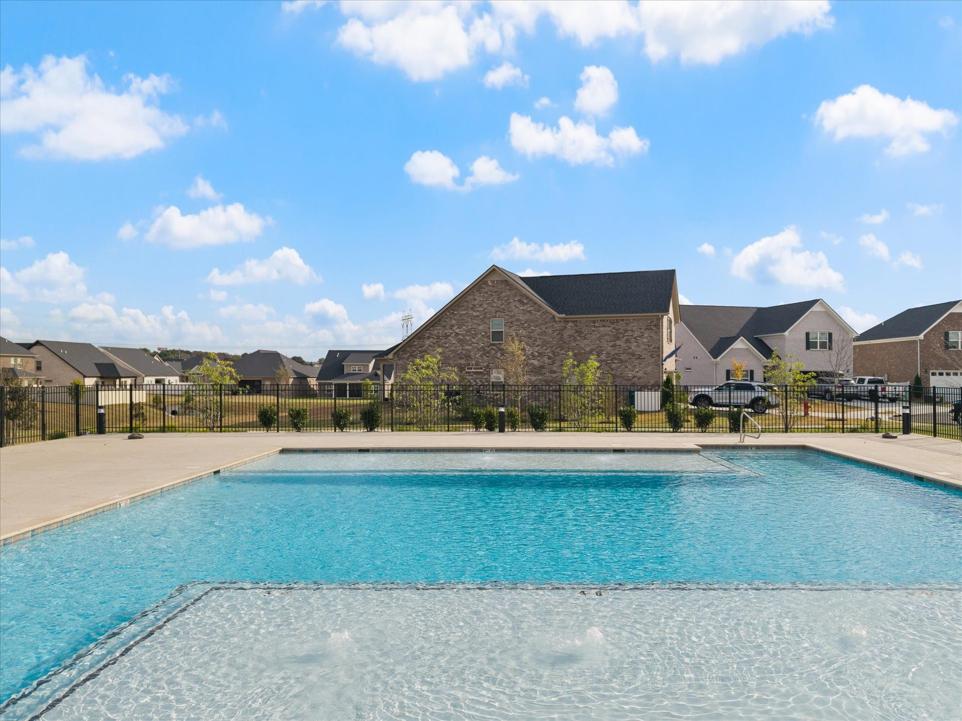 209 Thorpe Dr, Spring Hill, TN 37174 Community Pool