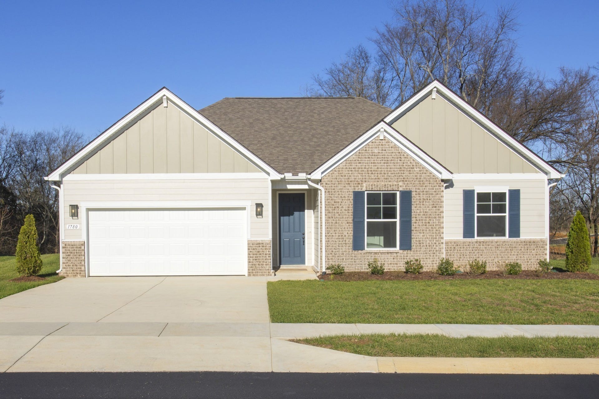 2402 Hartman Cove, Columbia, TN 38401
