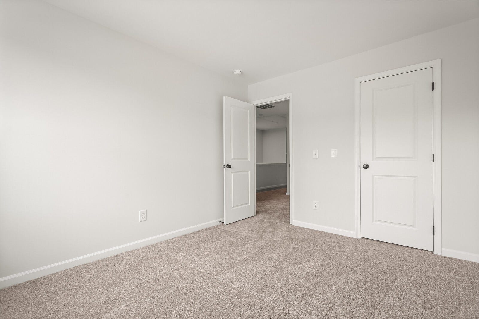 2314 Juneau Lane, Columbia, TN 38401 Photos are for informational purposes only and are from complete homes with similar features, finishes and designs. Please contact agent for more details on this specific home.