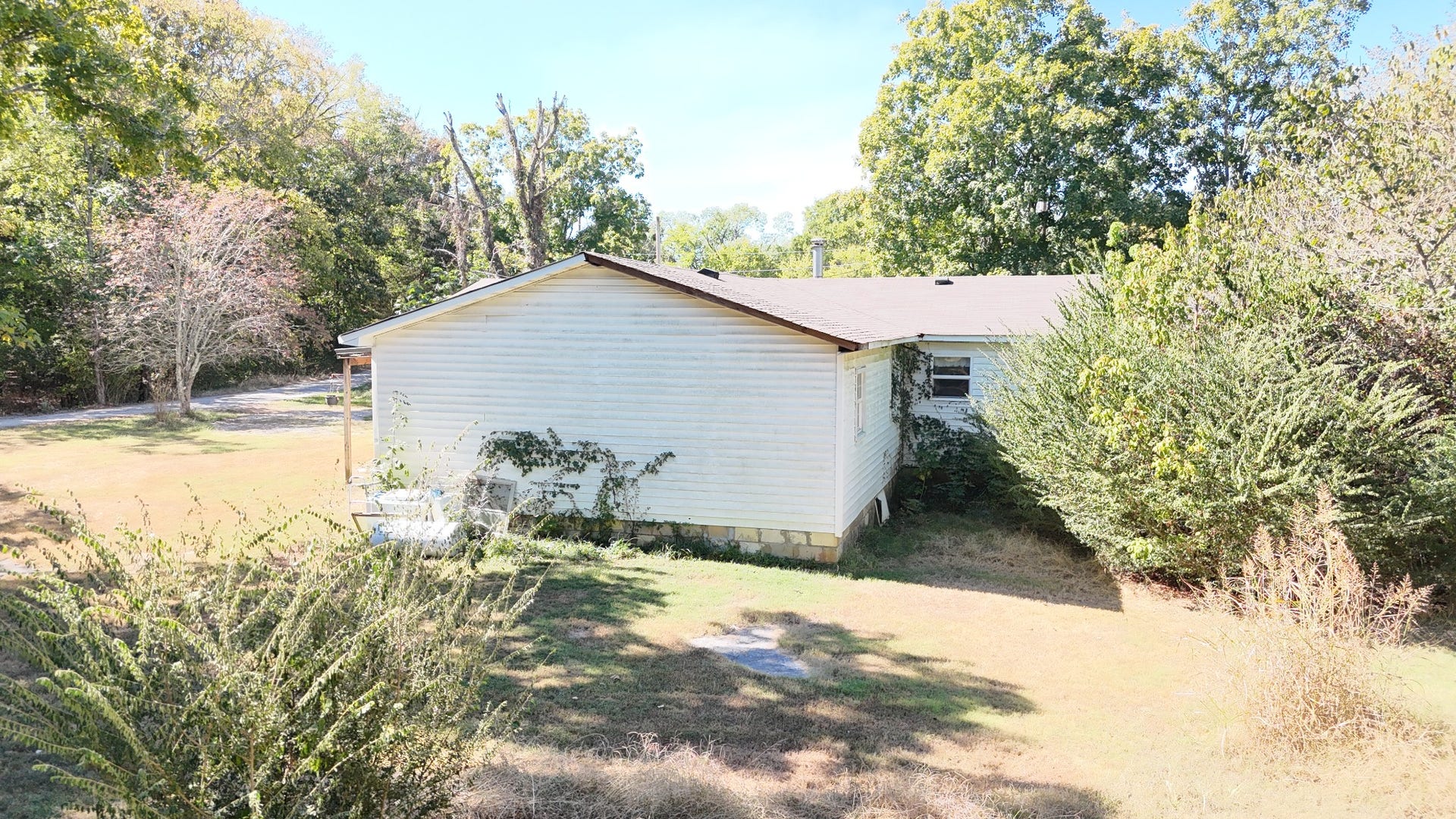 6236 E Buckeye Bottom Rd, Murfreesboro, TN 37129 6236 E Buckeye Bottom Rd, Murfreesboro, TN 37129
