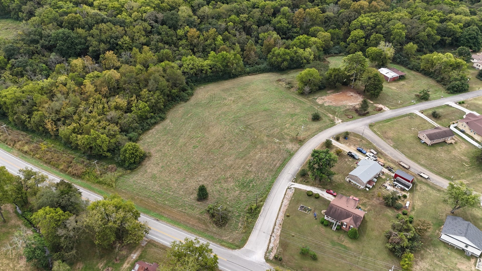 2403 Steve Dr, Columbia, TN 38401 2403 Steve Dr, Columbia, TN 38401