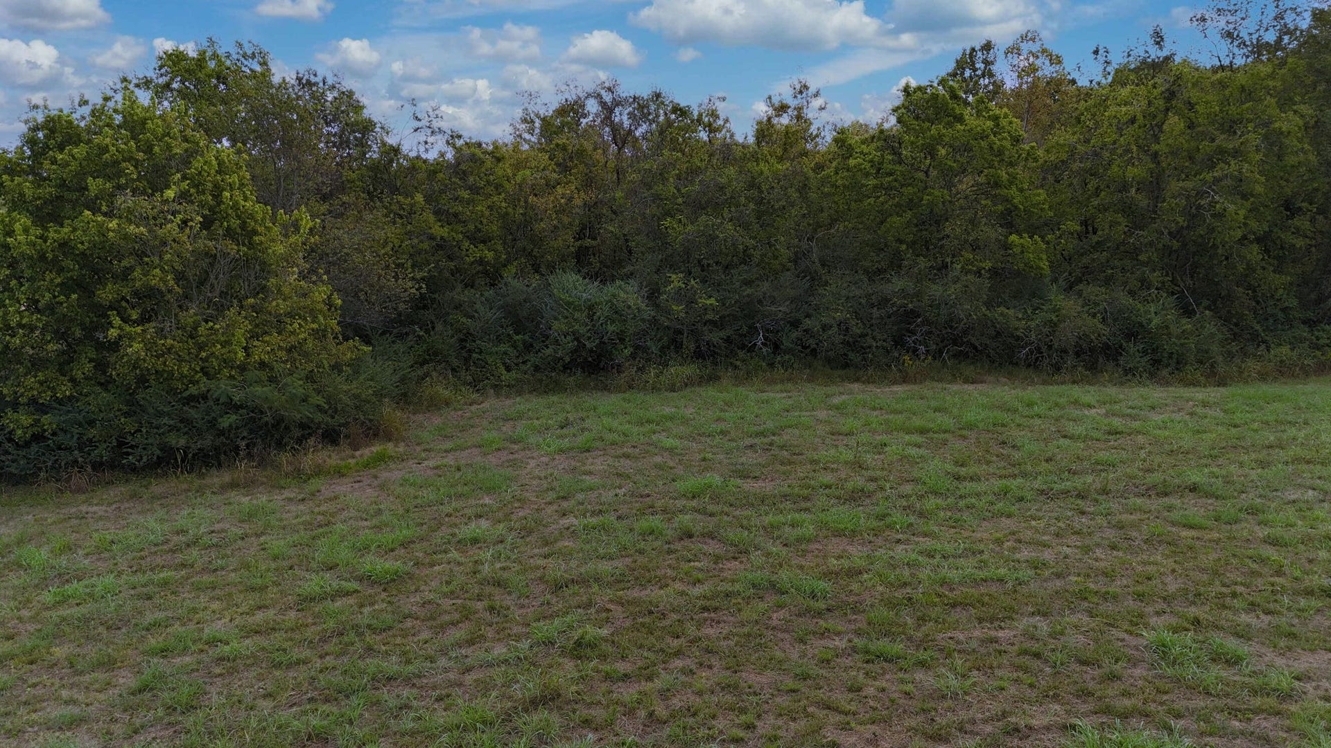 2403 Steve Dr, Columbia, TN 38401 2403 Steve Dr, Columbia, TN 38401