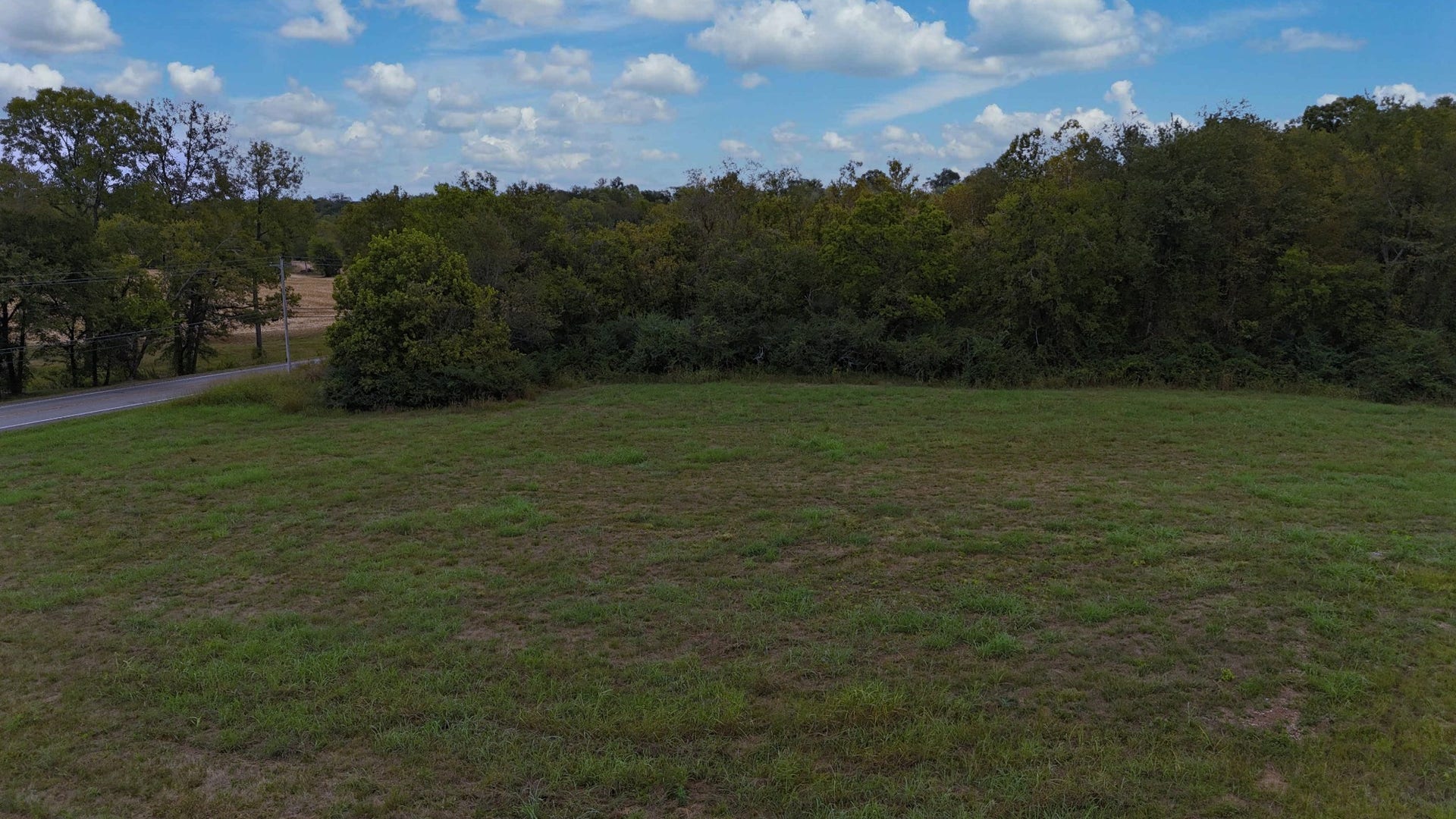 2403 Steve Dr, Columbia, TN 38401 2403 Steve Dr, Columbia, TN 38401