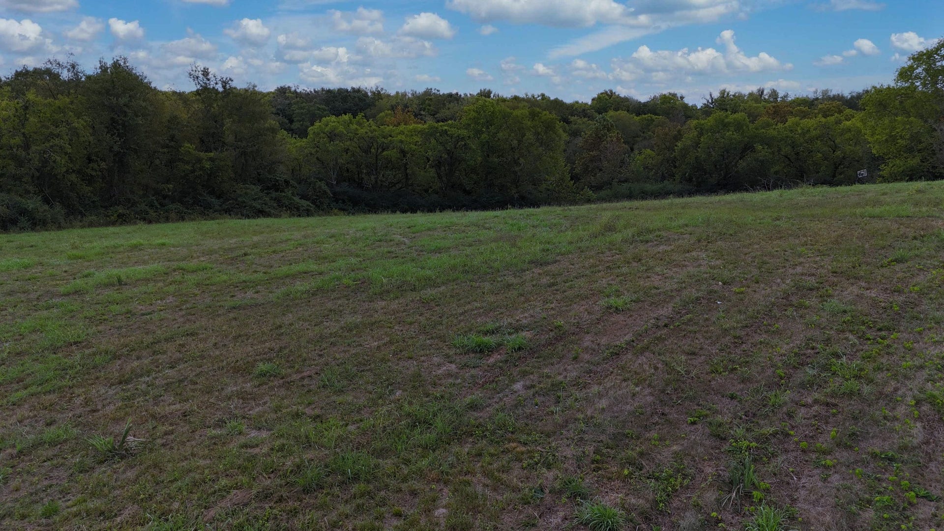 2403 Steve Dr, Columbia, TN 38401 2403 Steve Dr, Columbia, TN 38401